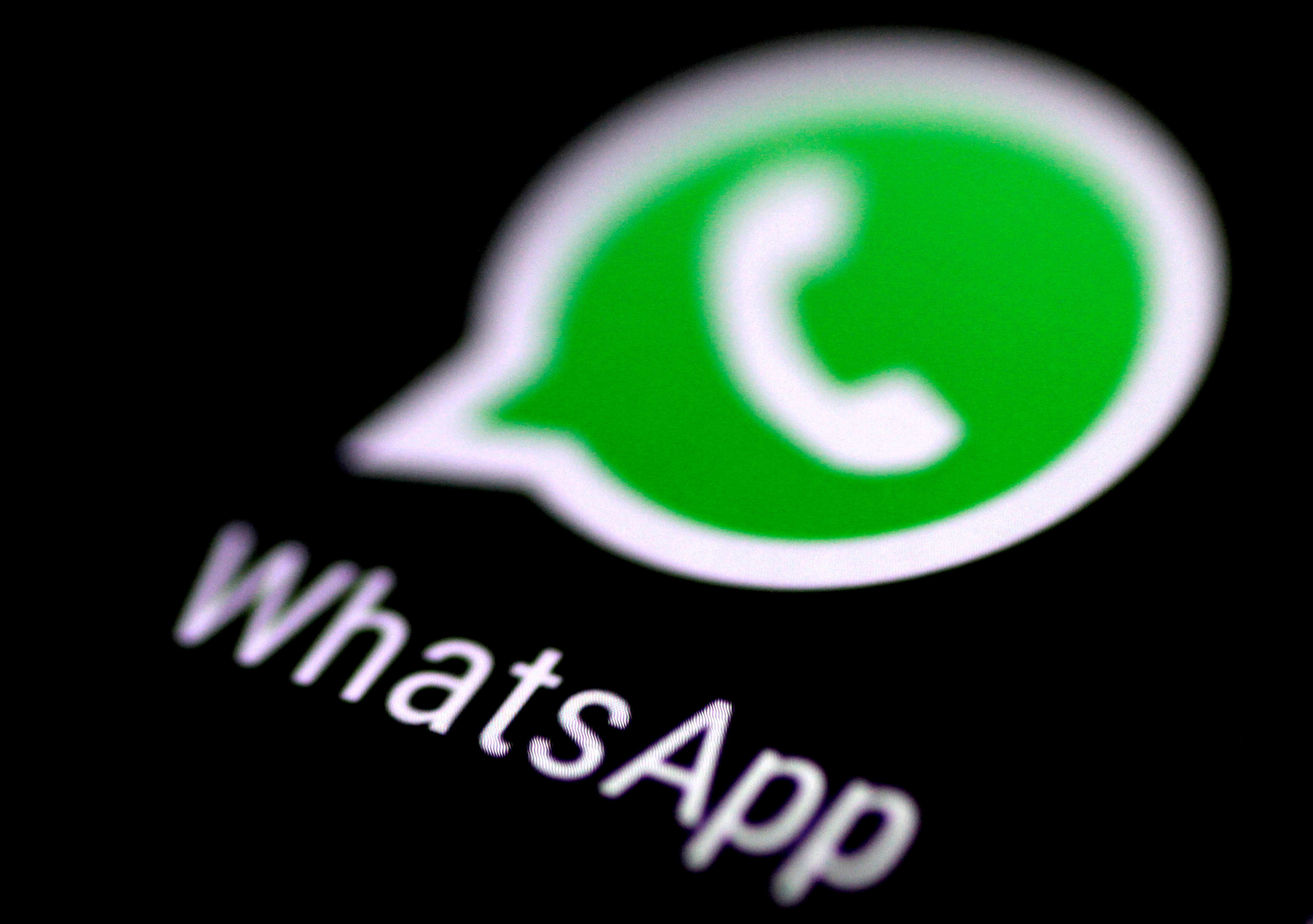 WhatsApp visé par une plainte d'associations de consommateurs européens