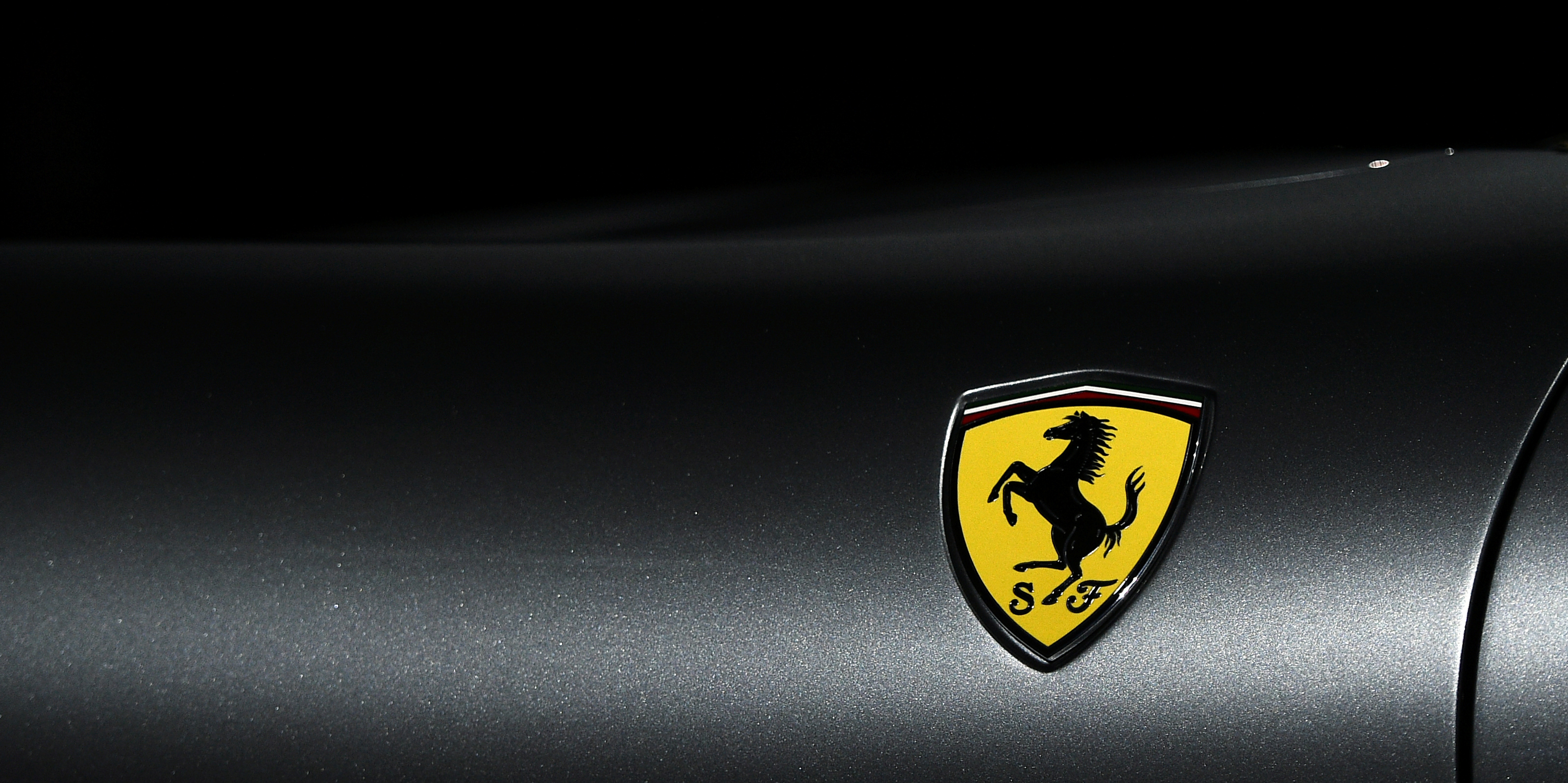 Pourquoi Ferrari sans pilote depuis six mois recrute un patron de la Tech