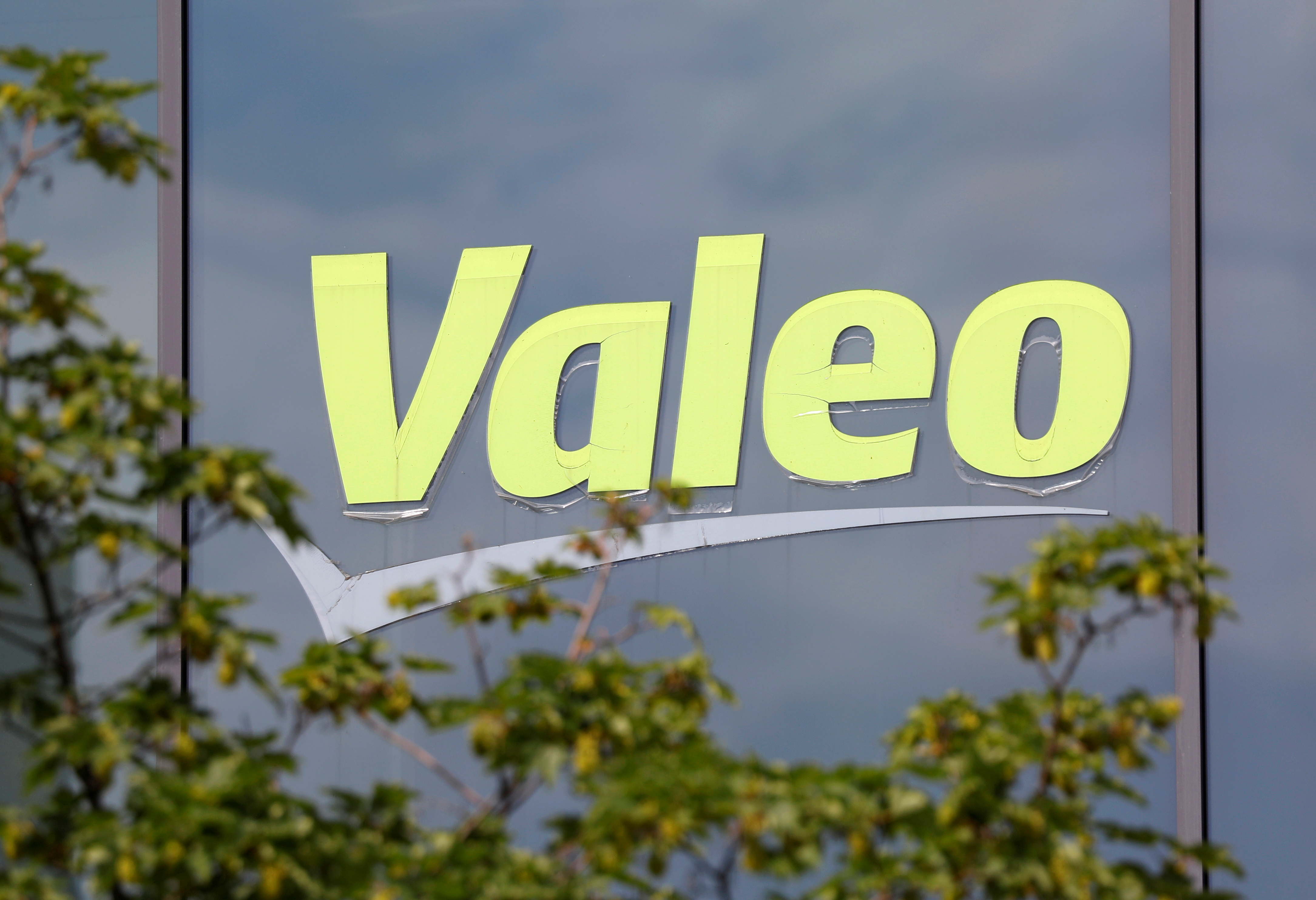 Véhicules connectés : comment Valeo veut monter en puissance sur son site de Nogent