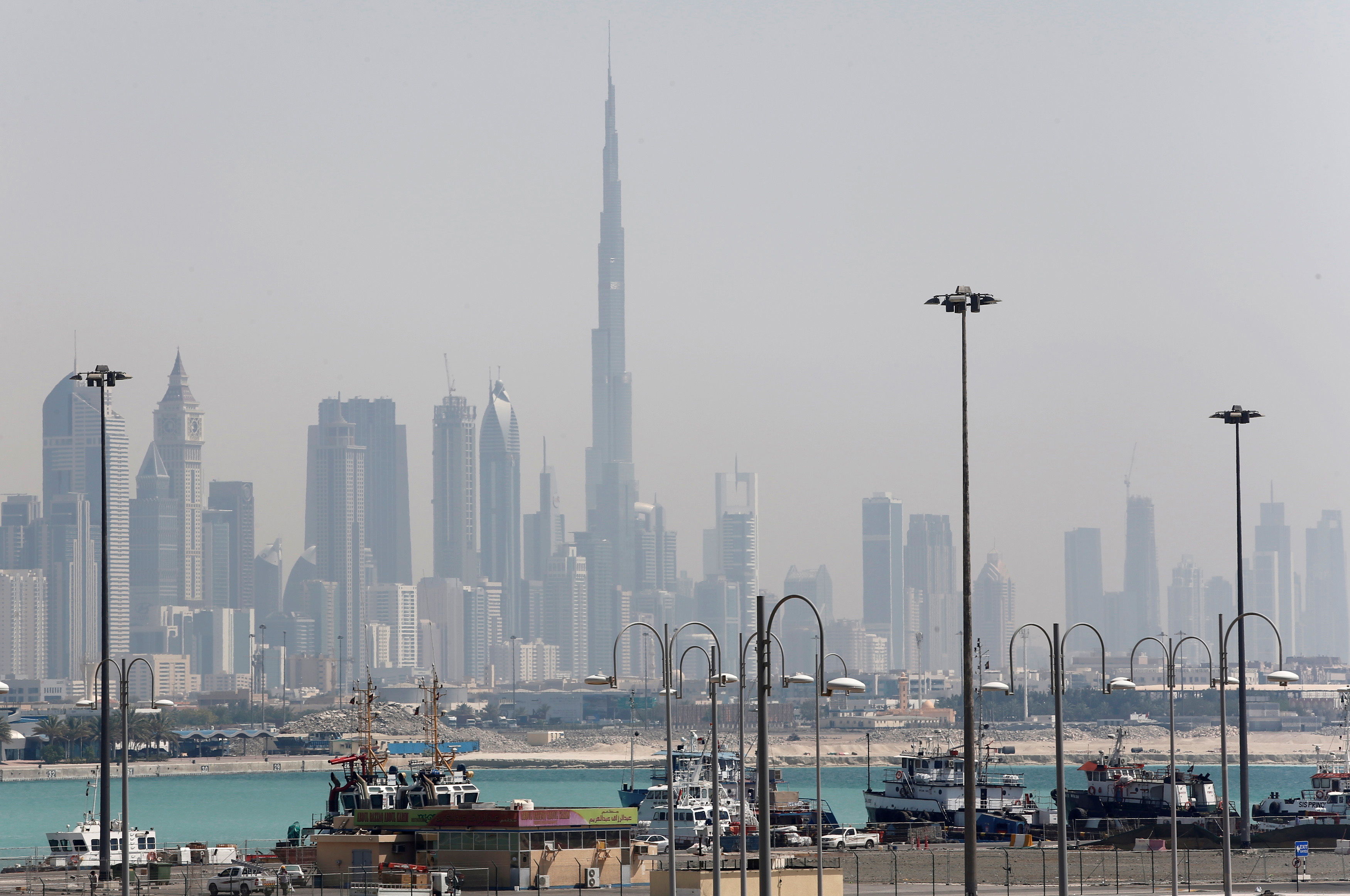 Emirats : après Dubaï, Abou Dhabi réduit les coûts d'installation des entreprises