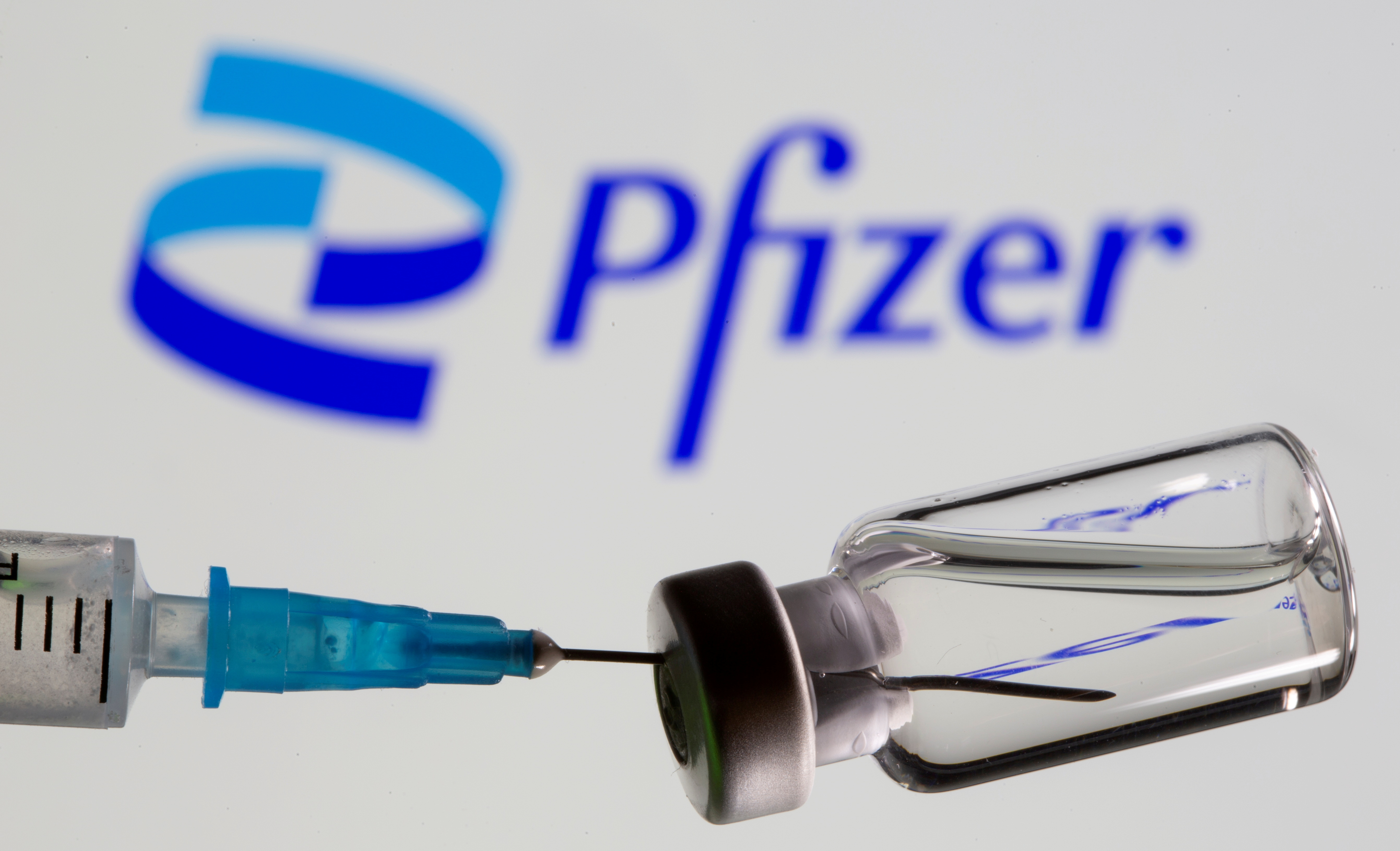 Face à la flambée du variant Delta, Pfizer/BioNTech vont demander le feu pour une troisième dose de vaccin