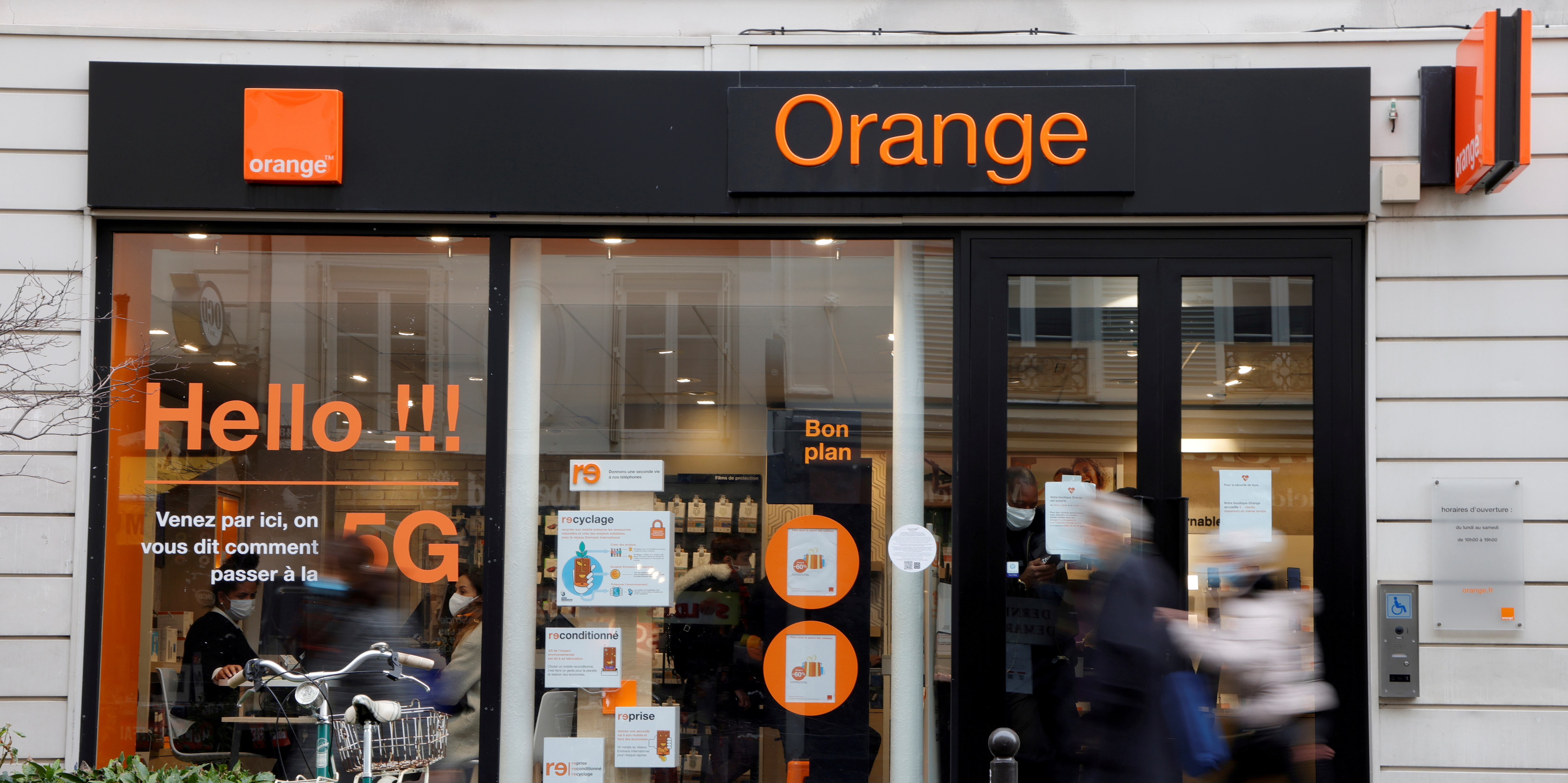 Satisfaction client : Orange devance Free et Bouygues Telecom