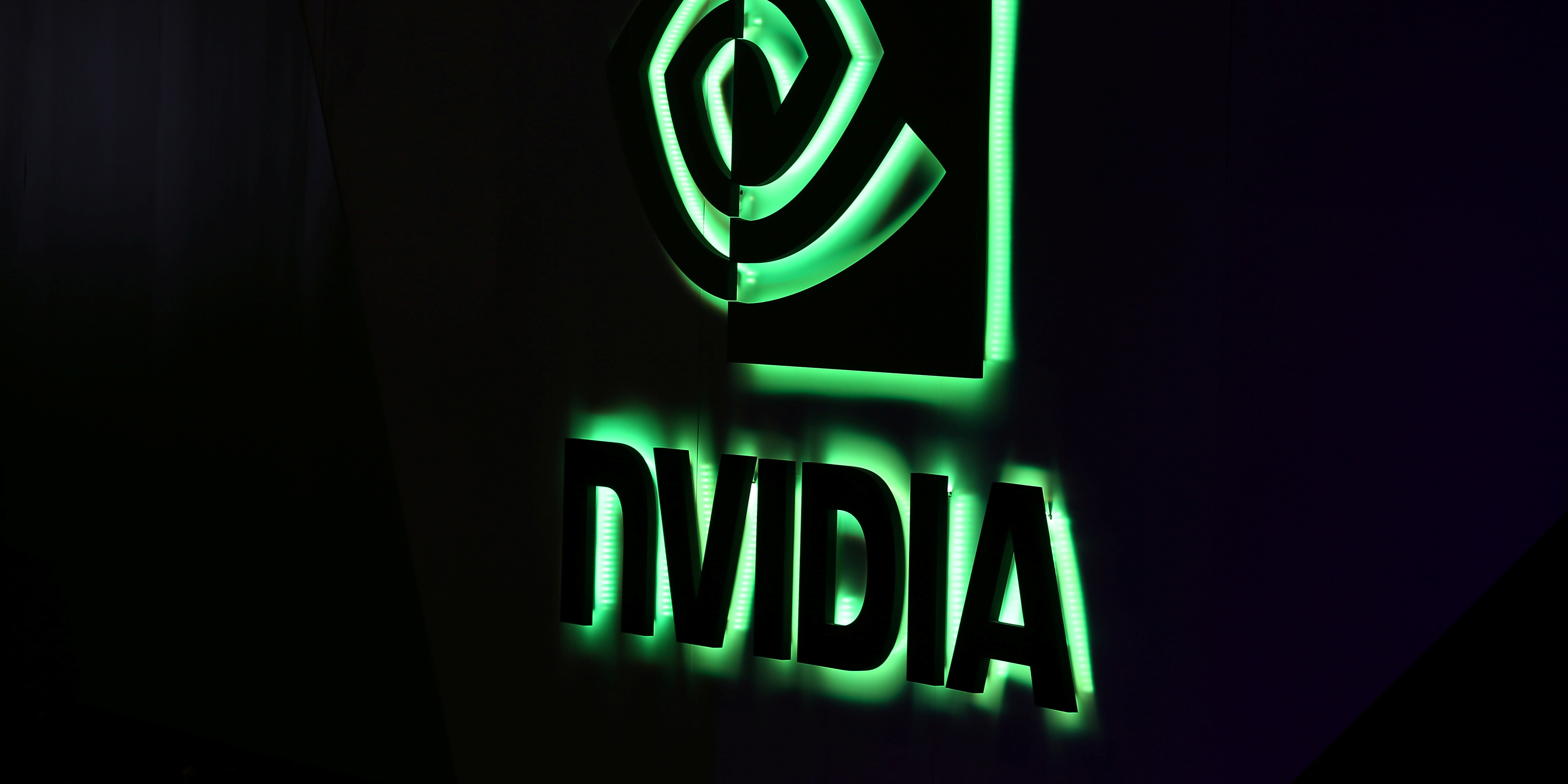 Semi-conducteurs : le deal à 40 milliards de dollars entre Nvidia et Arm inspire les 