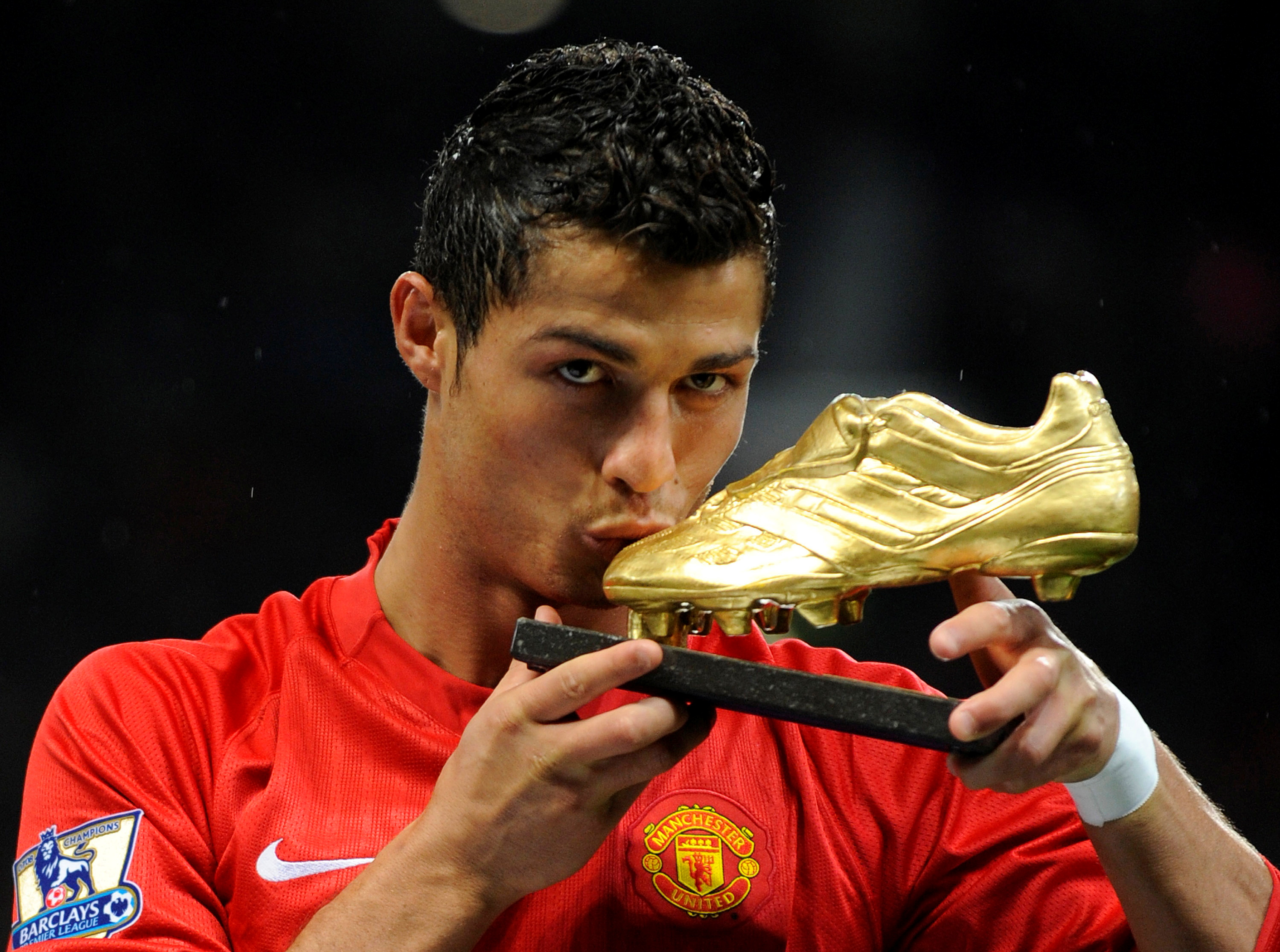 Annonces chocs à Manchester United : les actionnaires envisagent de vendre le club et Cristiano Ronaldo s'en va