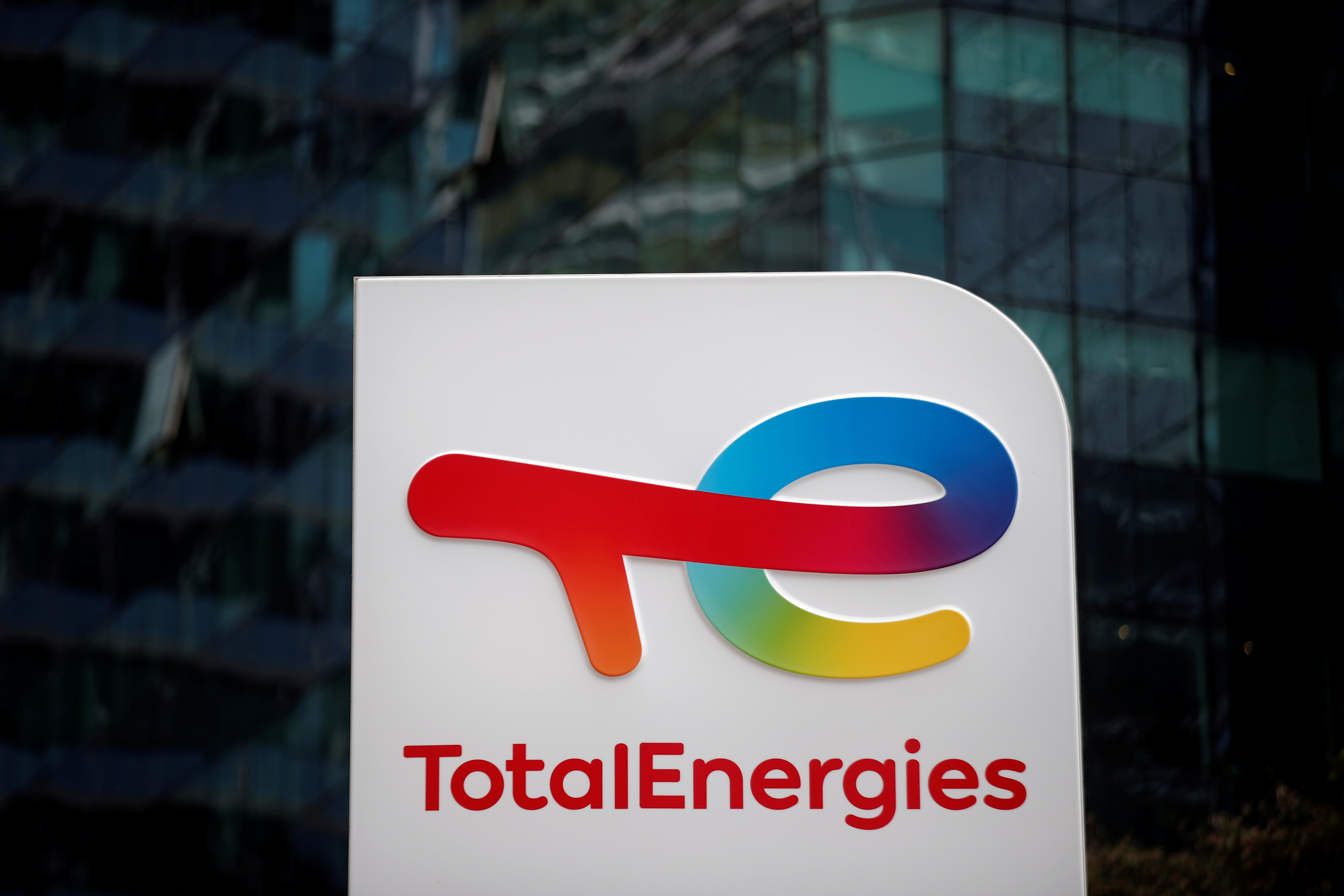 TotalEnergies signe un méga-contrat à 23 milliards d'euros en Irak