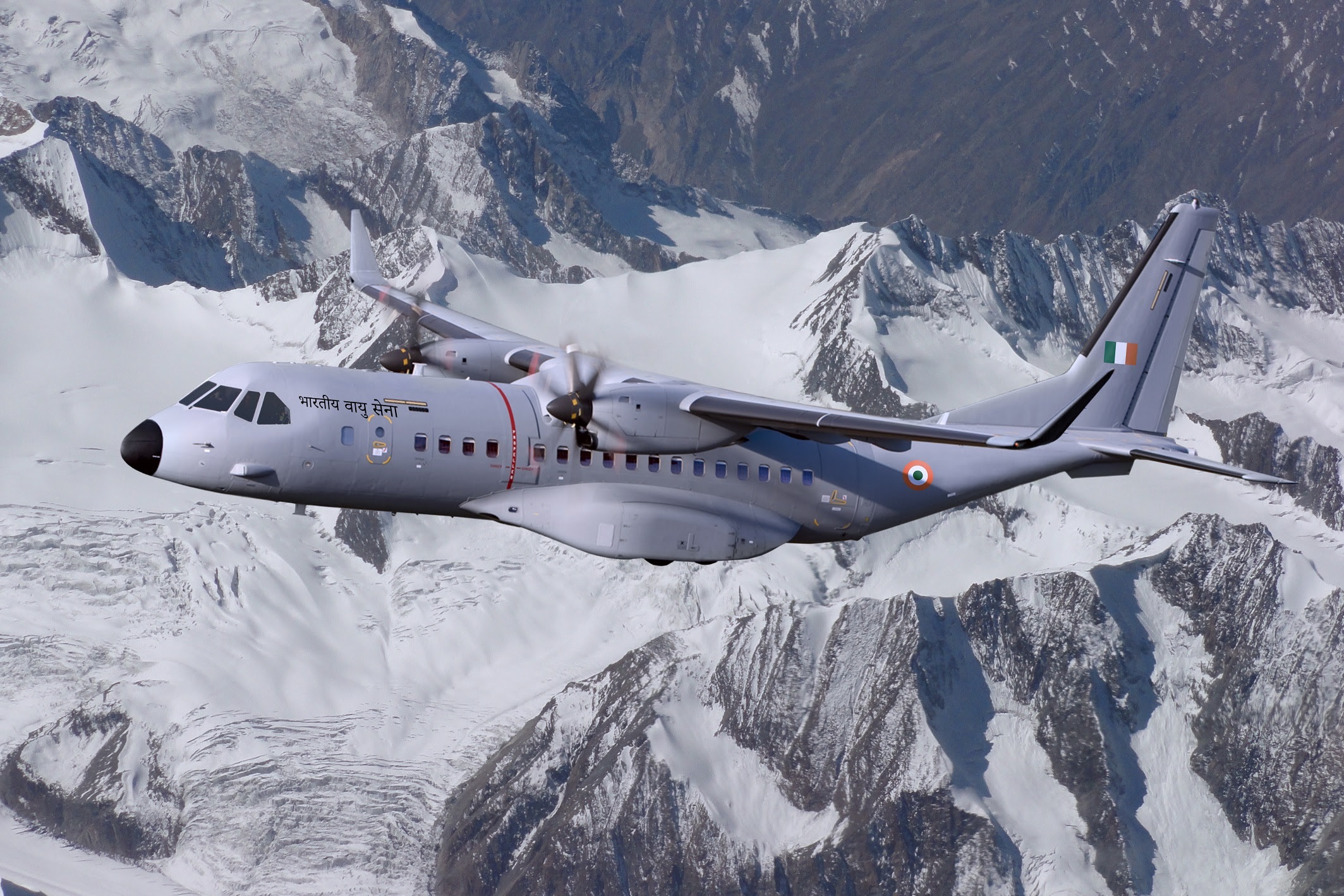 L'avion de transport militaire C295 d'Airbus se pose enfin en Inde