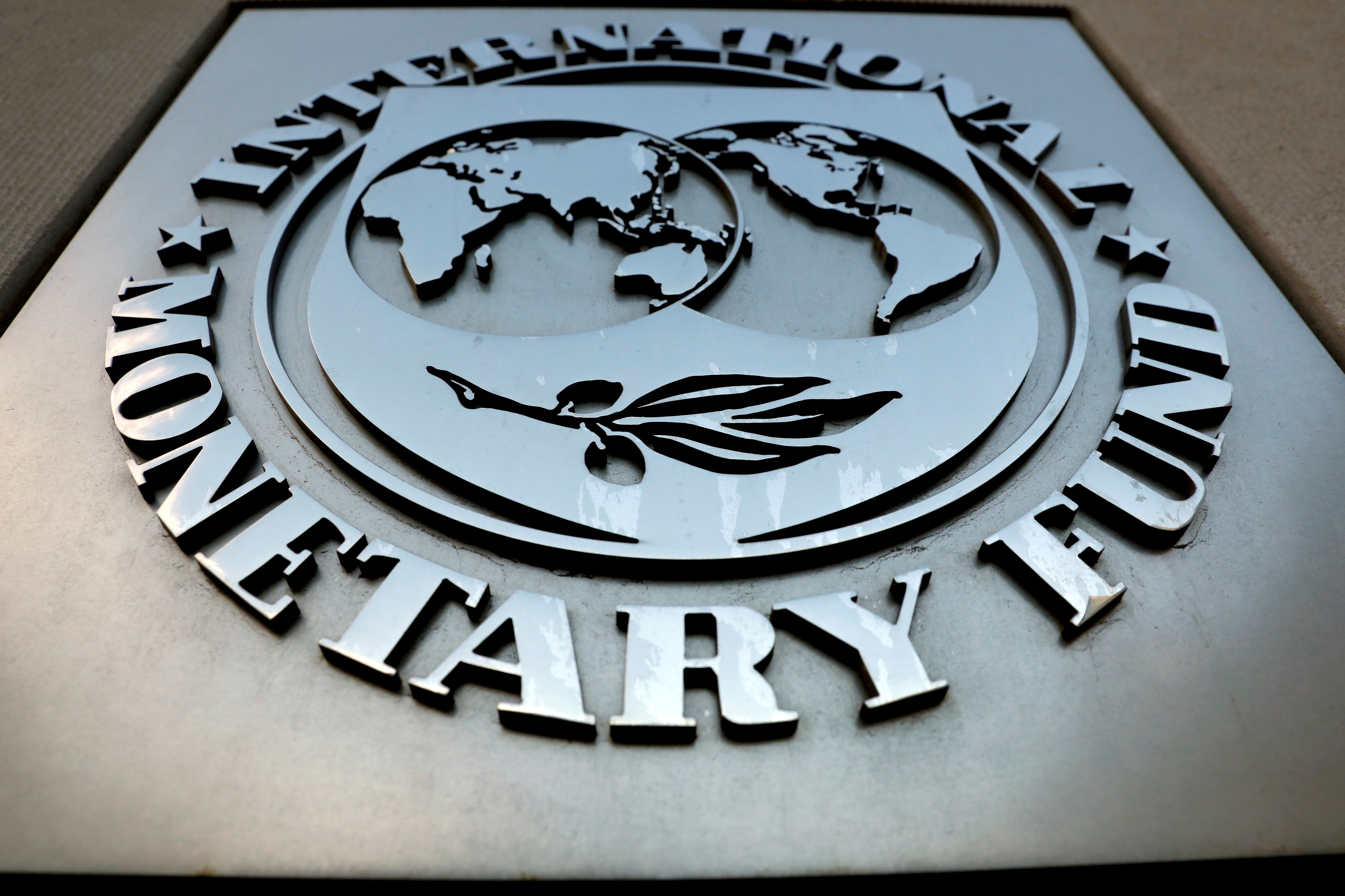 L'inflation risque finalement de durer plus longtemps, prévient le FMI
