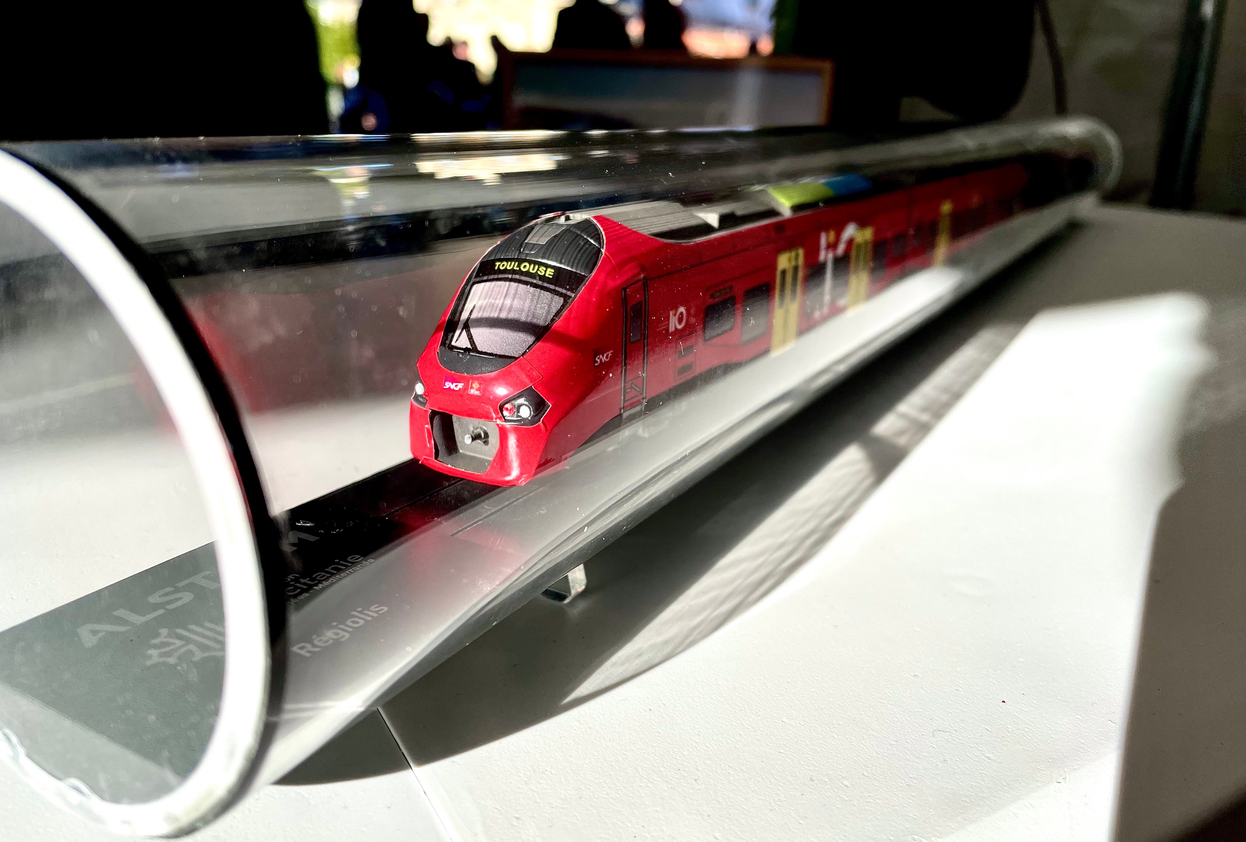 Calendrier Trains 2023 Le Train À Hydrogène En Occitanie Se Dévoile, Malgré Un Calendrier Encore  Incertain