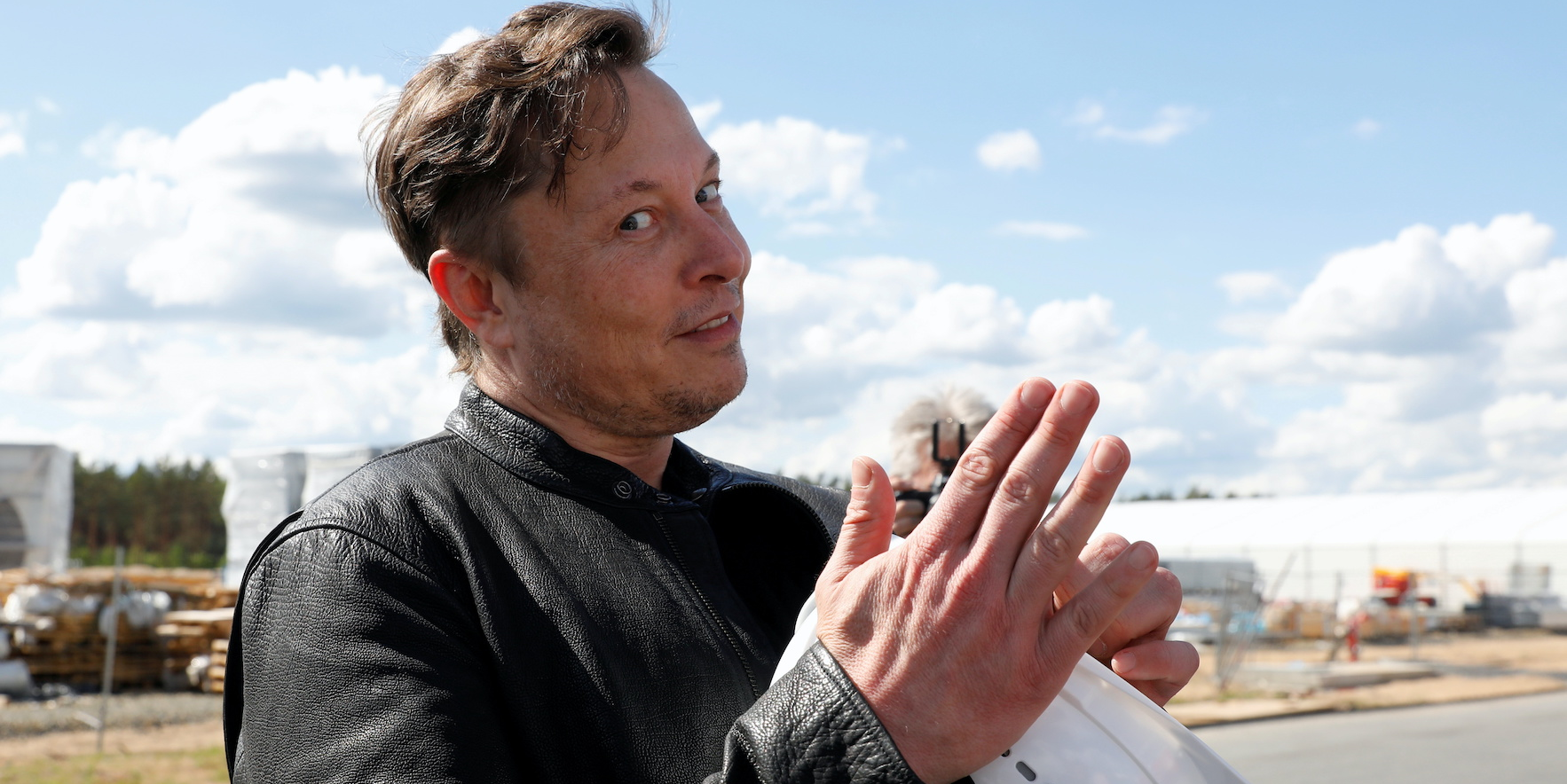Elon Musk doit vendre 10% de sa part dans Tesla, selon ses abonnés sur Twitter
