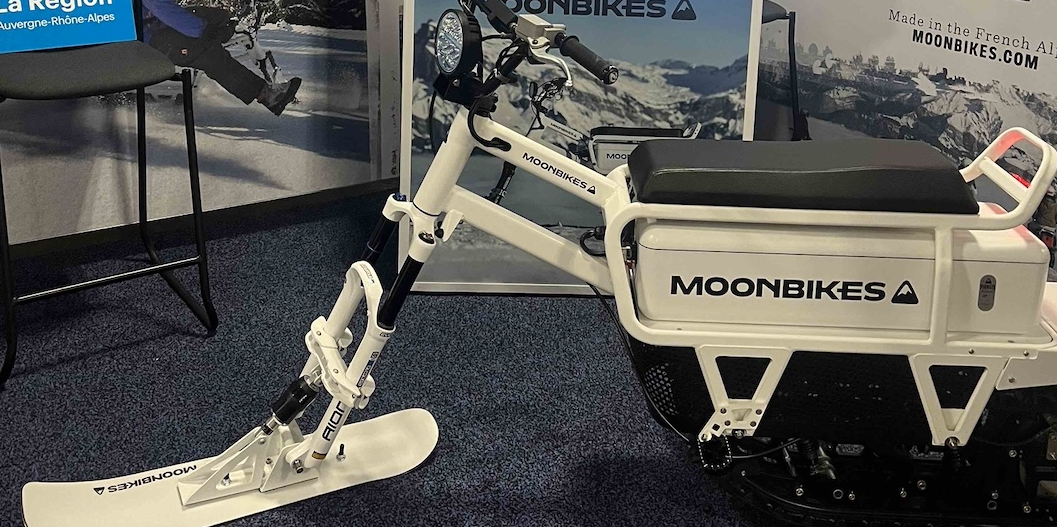 CES 2022 : le haut-savoyard Moonbikes part à la conquête des Etats-Unis avec ses motoneiges électriques