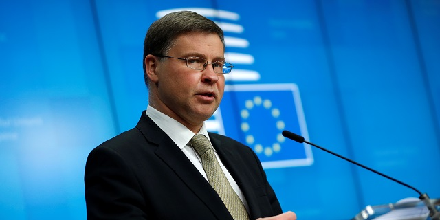 « L'Europe prépare des sanctions dissuasives contre la Russie » (Valdis Dombrovskis, vice-président de la Commission européenne)