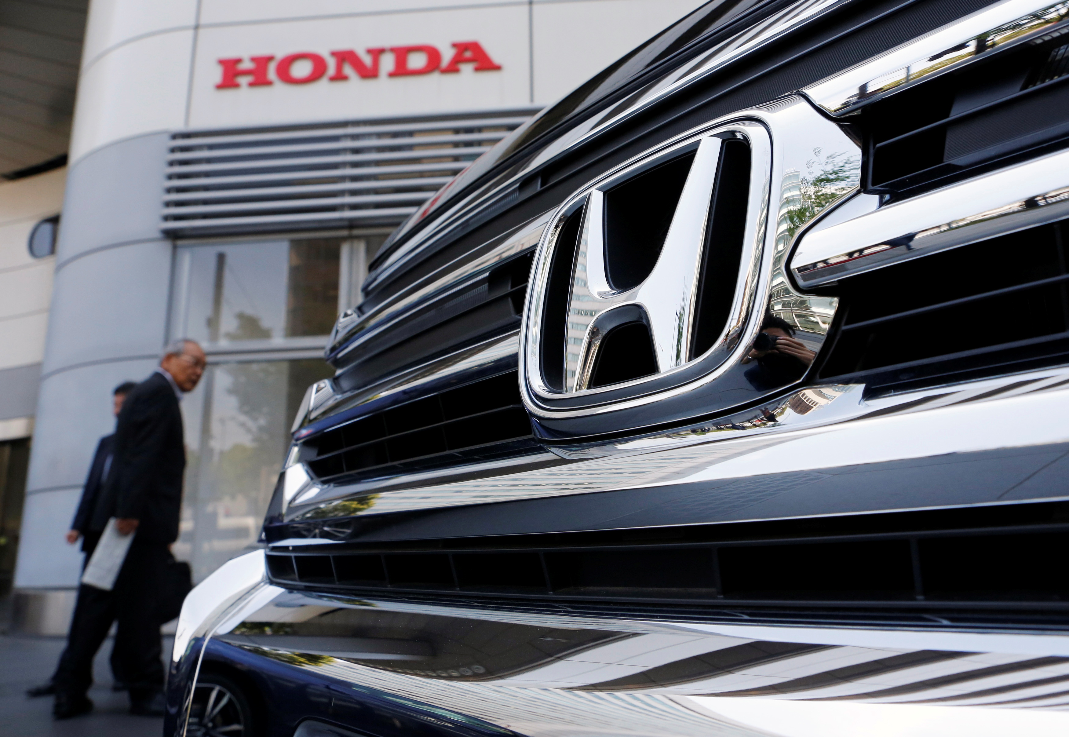 Véhicules électriques : Honda pourrait investir 14 milliards de dollars au Canada pour produire ses propres batteries