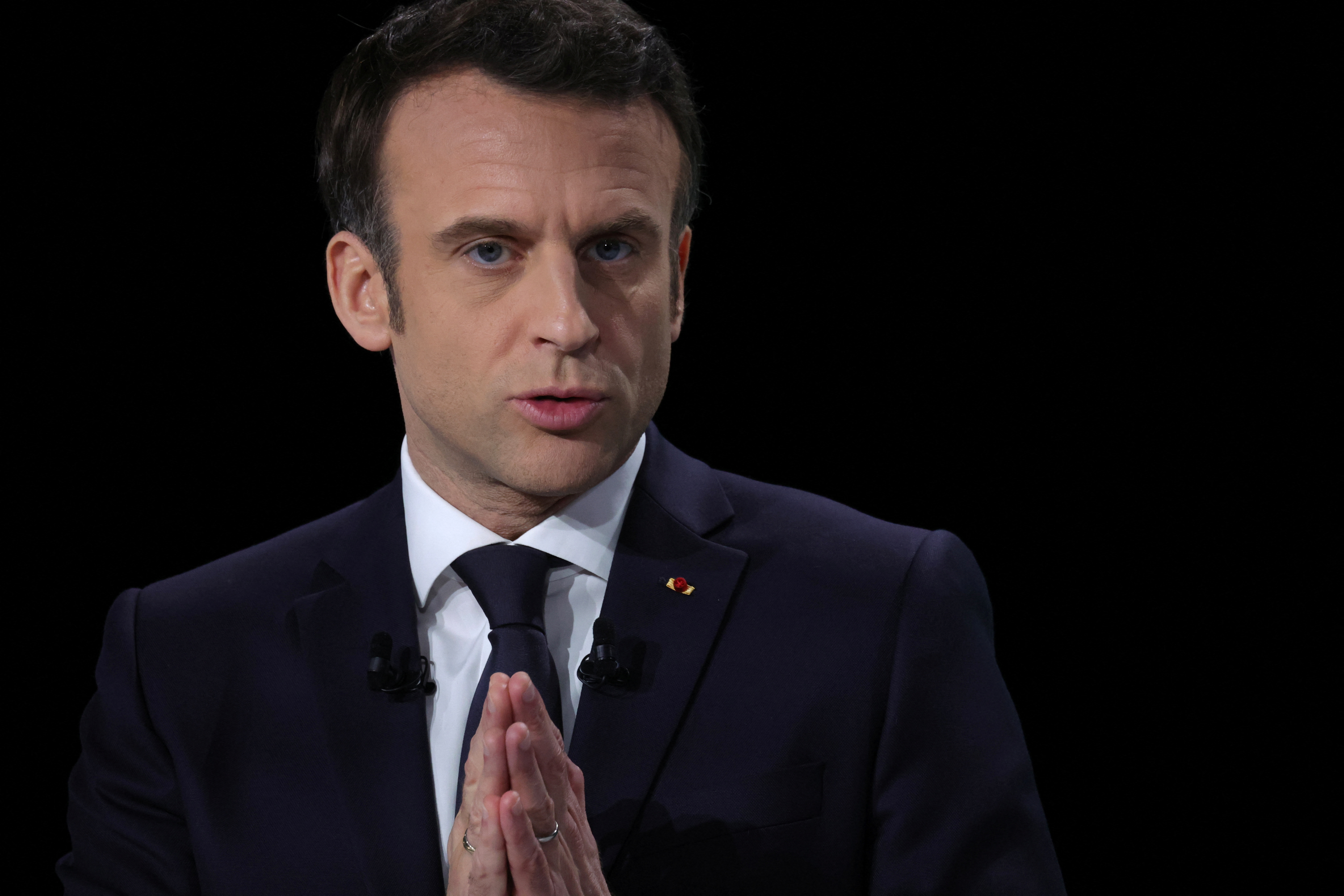 Impôts : Emmanuel Macron promet qu'il n'y aura pas de hausses s'il est réélu