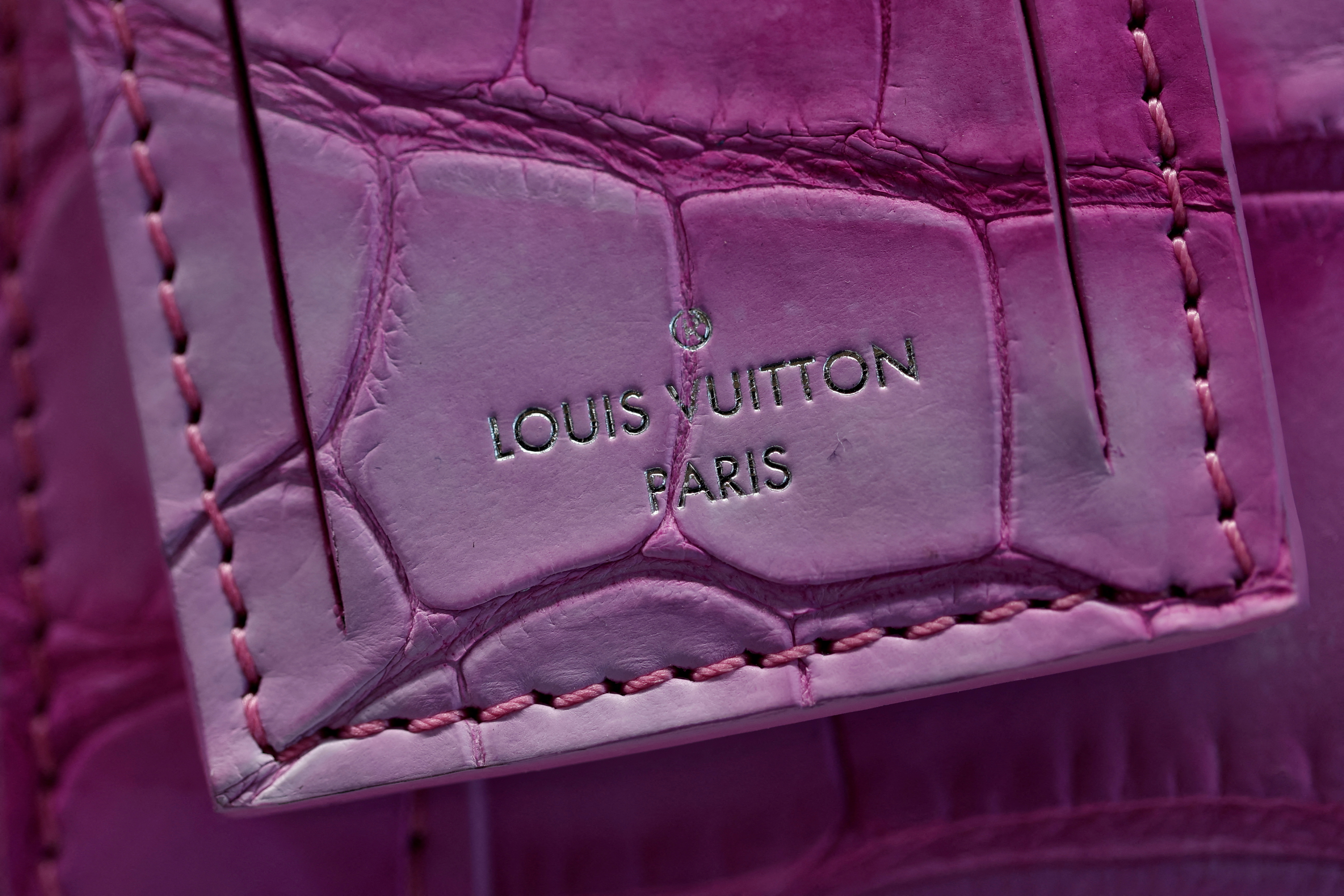 Chanel, LVMH, Kering: les marques de luxe se mobilisent pour l