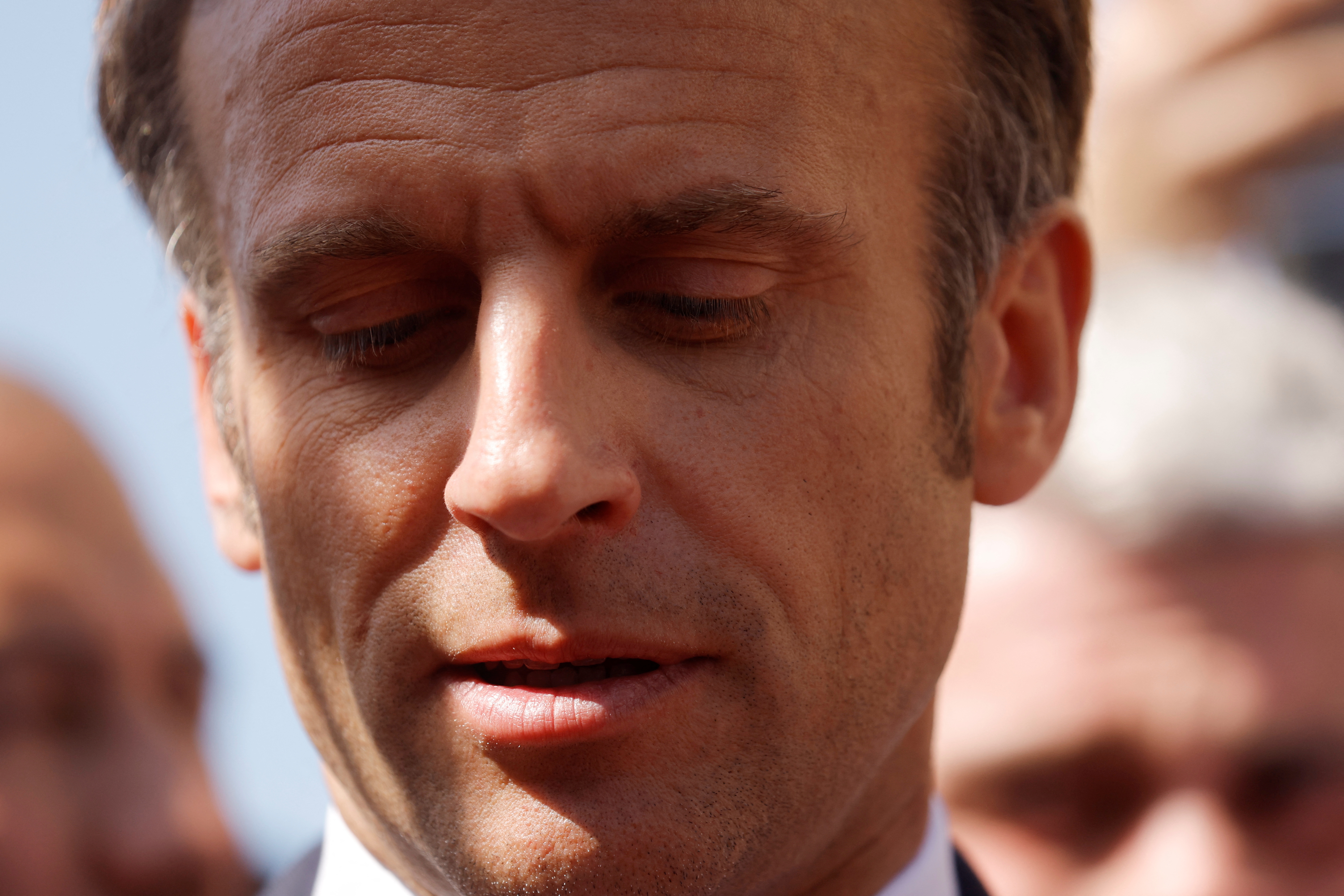 Lui ou le chaos, l'étrange défaite de la politique française