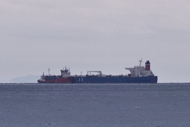 Pétrole : les Etats-Unis s'attaquent à la flotte « fantôme » de tankers russes qui permet à Moscou de contourner les sanctions occidentales
