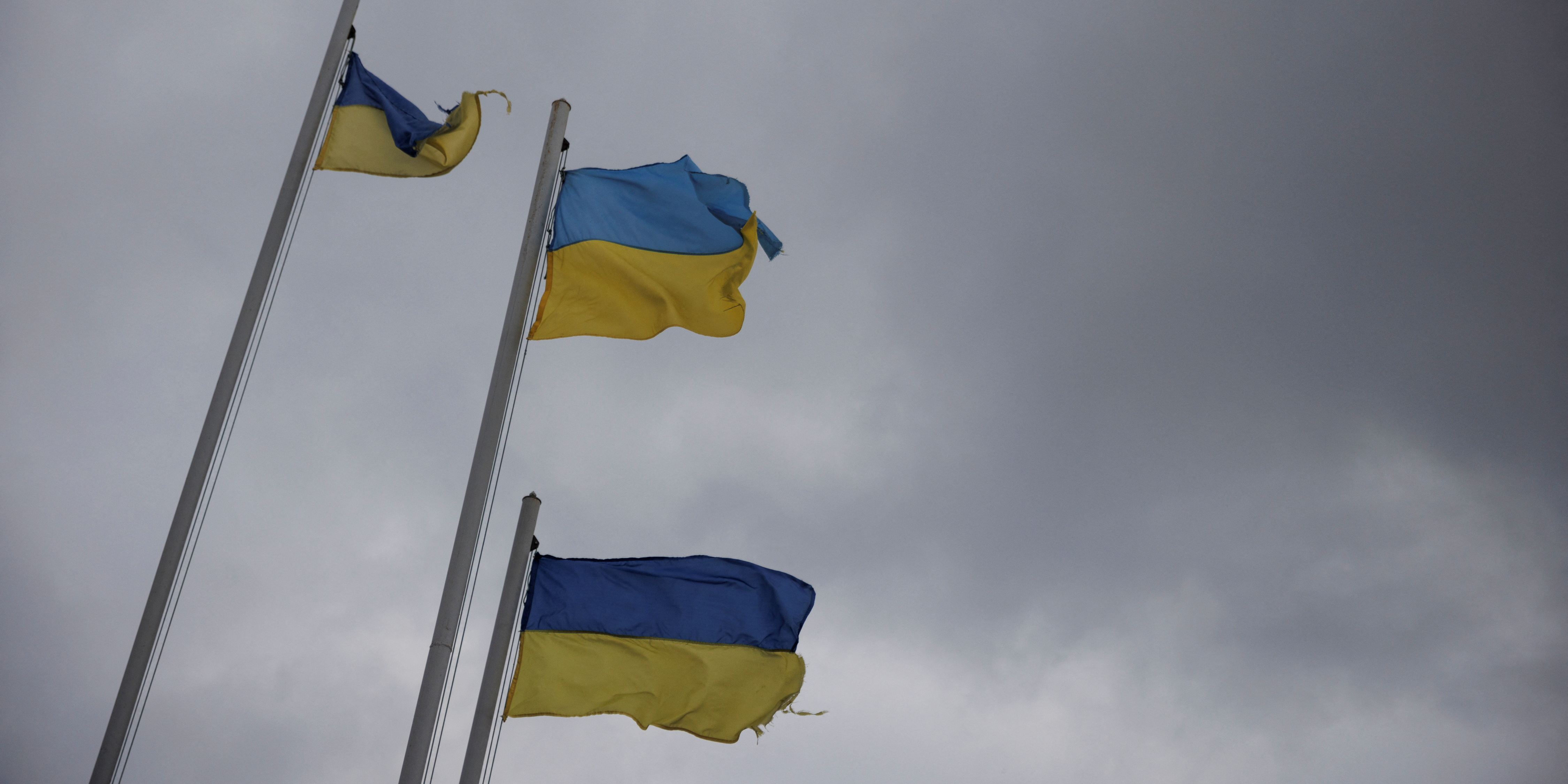 L'Ukraine « peut gagner » la guerre contre la Russie « avec les bons équipements », assure Washington
