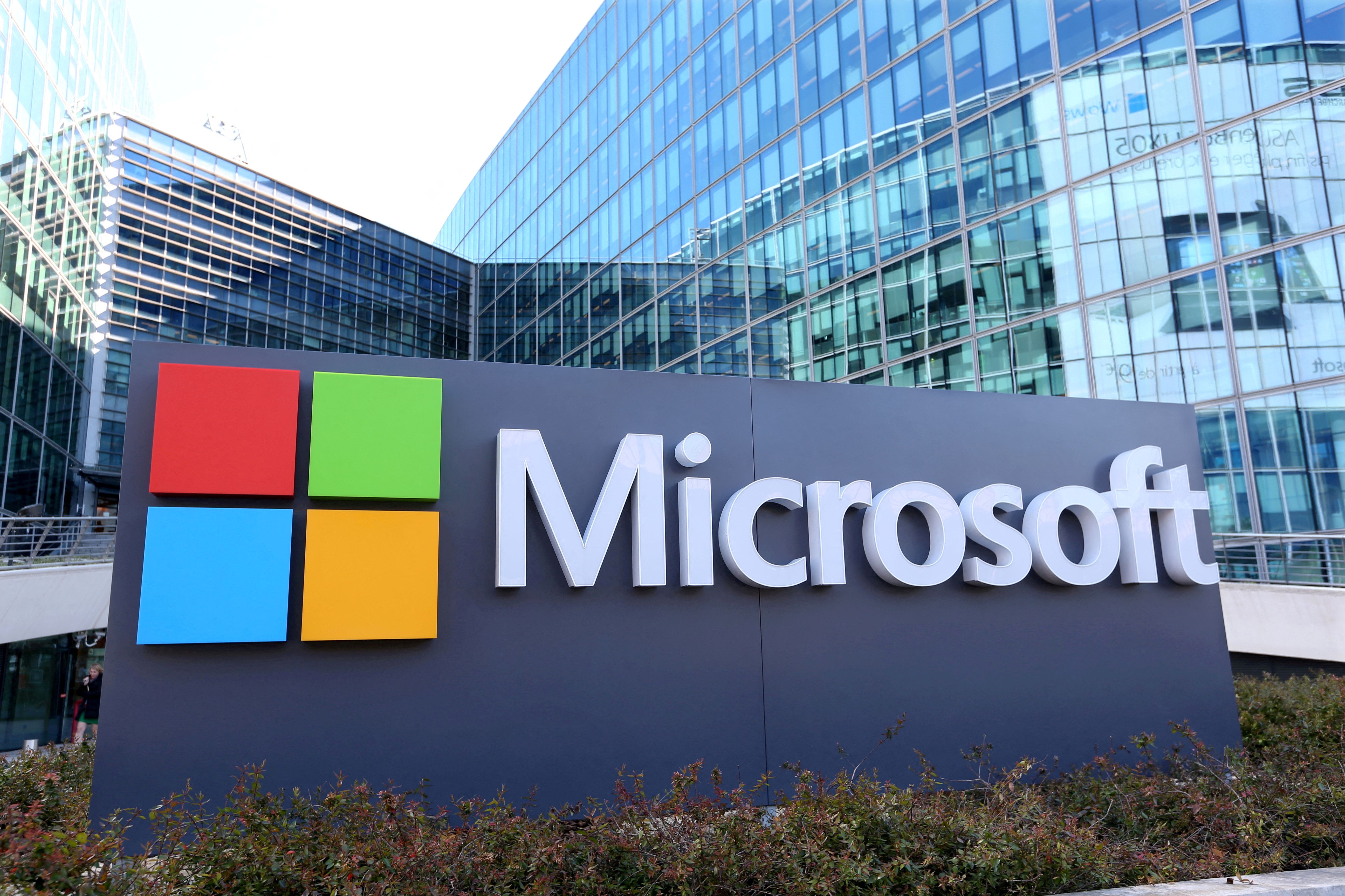 Du collège aux entreprises, le plan de Microsoft France pour former à la cybersécurité