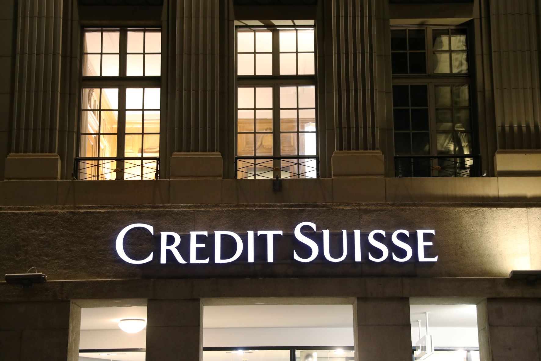 Toujours en difficulté, Crédit Suisse s'attend à une perte avant impôts « substantielle » en 2023
