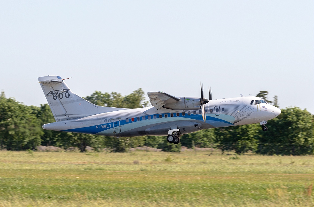L'ATR 42-600 STOL a pris son envol