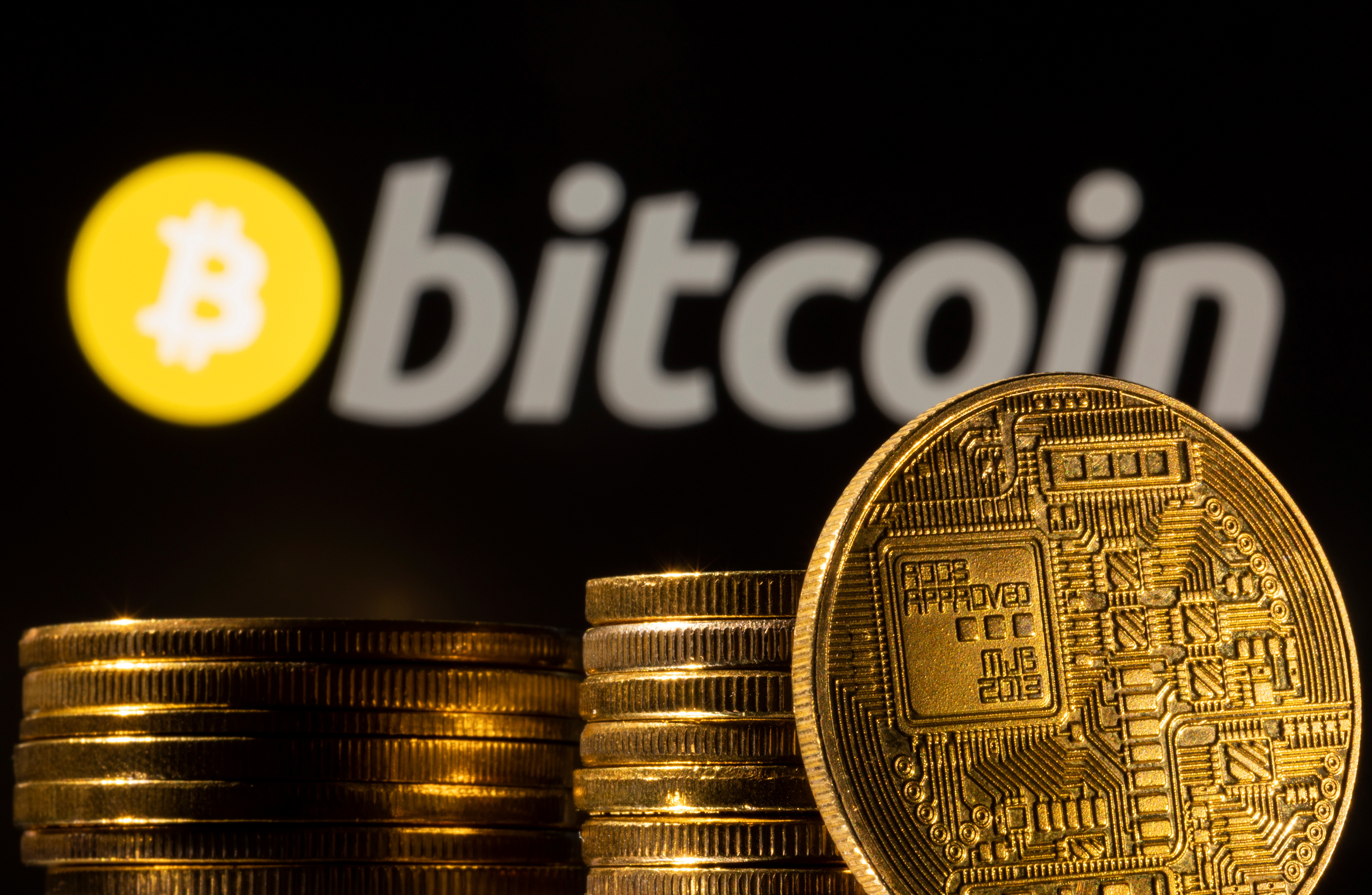 Cryptomonnaies : trois questions sur le krach qui a fait tomber bitcoin de son piédestal