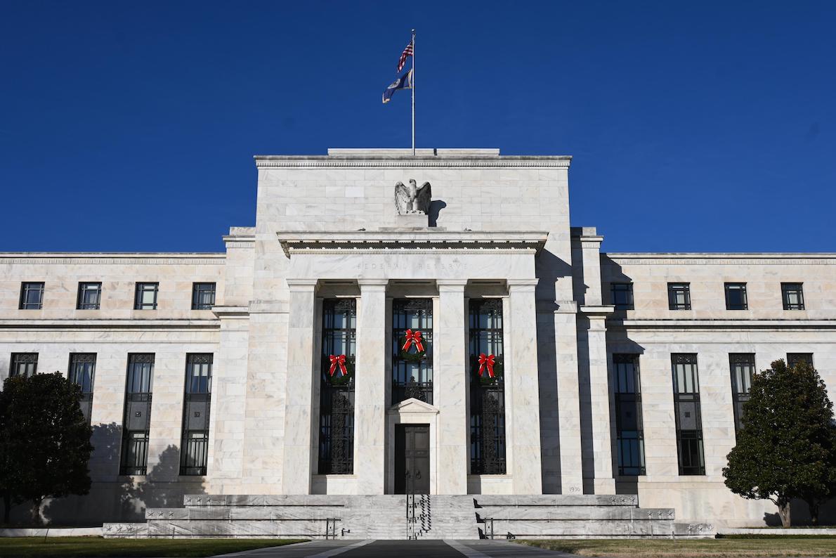 Hausse des taux: la Fed pourrait frapper très fort cette fois-ci
