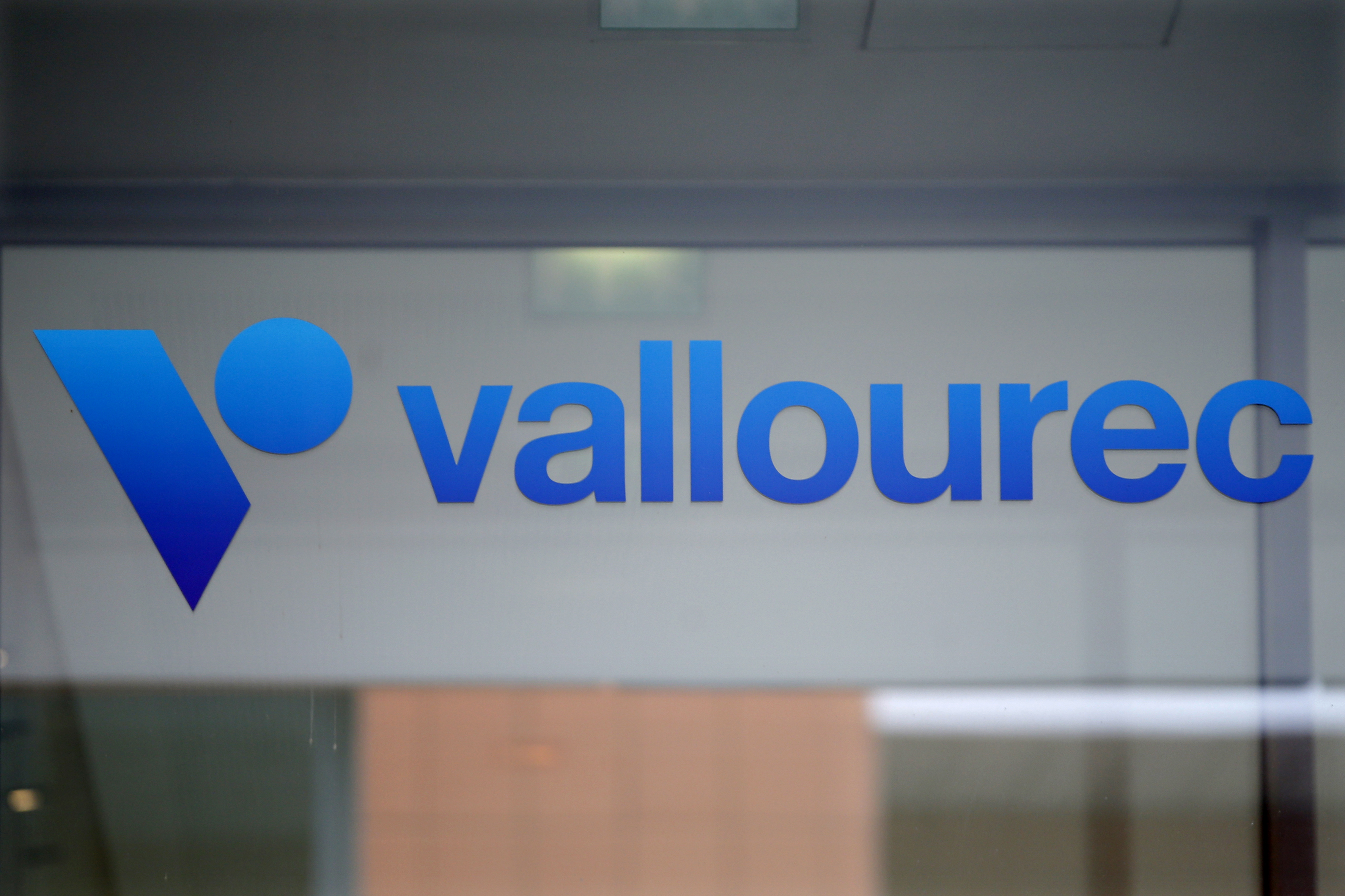 Vallourec va supprimer 320 postes en France : premier plan social de l'ère Borne à Matignon