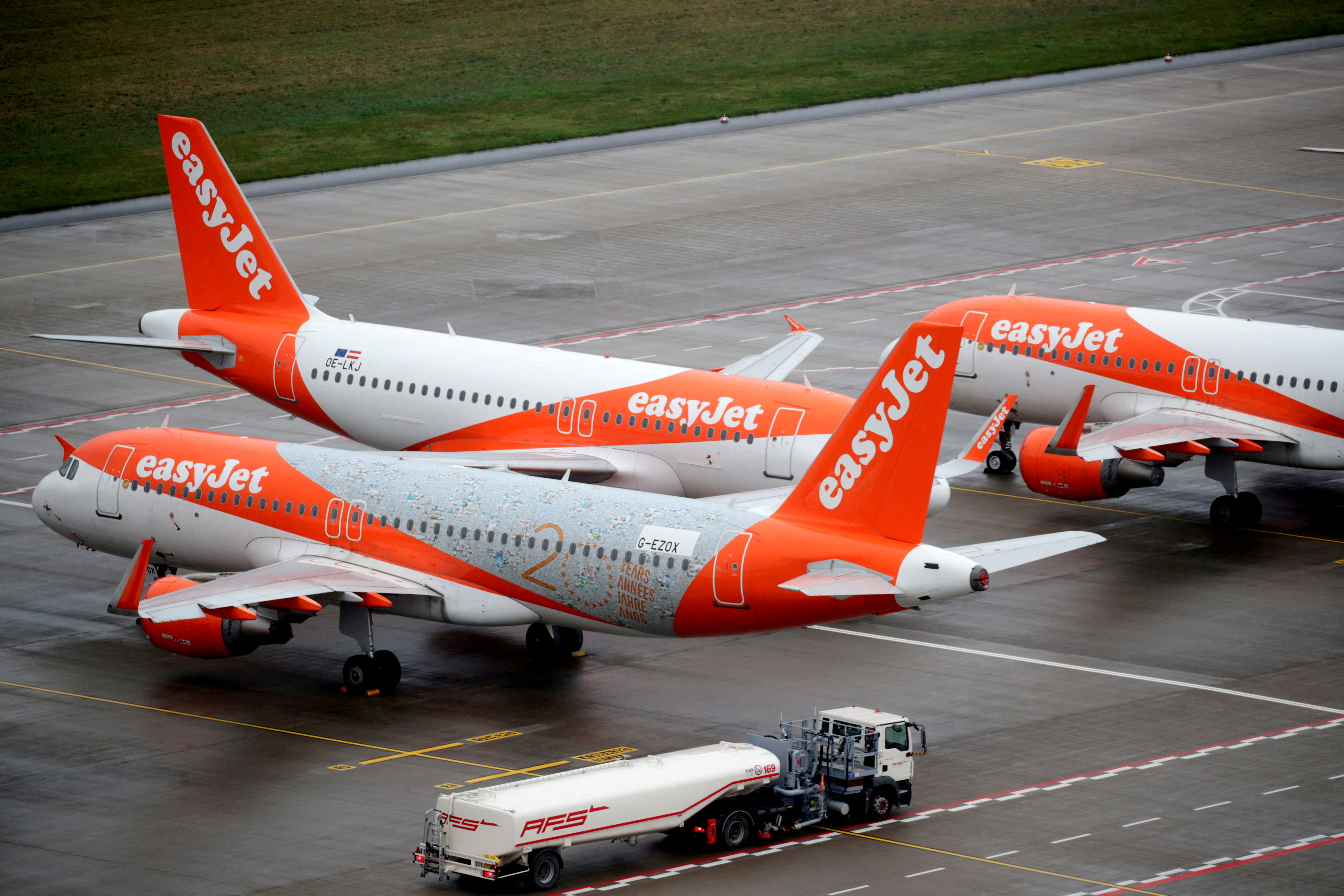 Transport aérien : faute de personnel, Easyjet contraint de réduire ses vols pour cet été