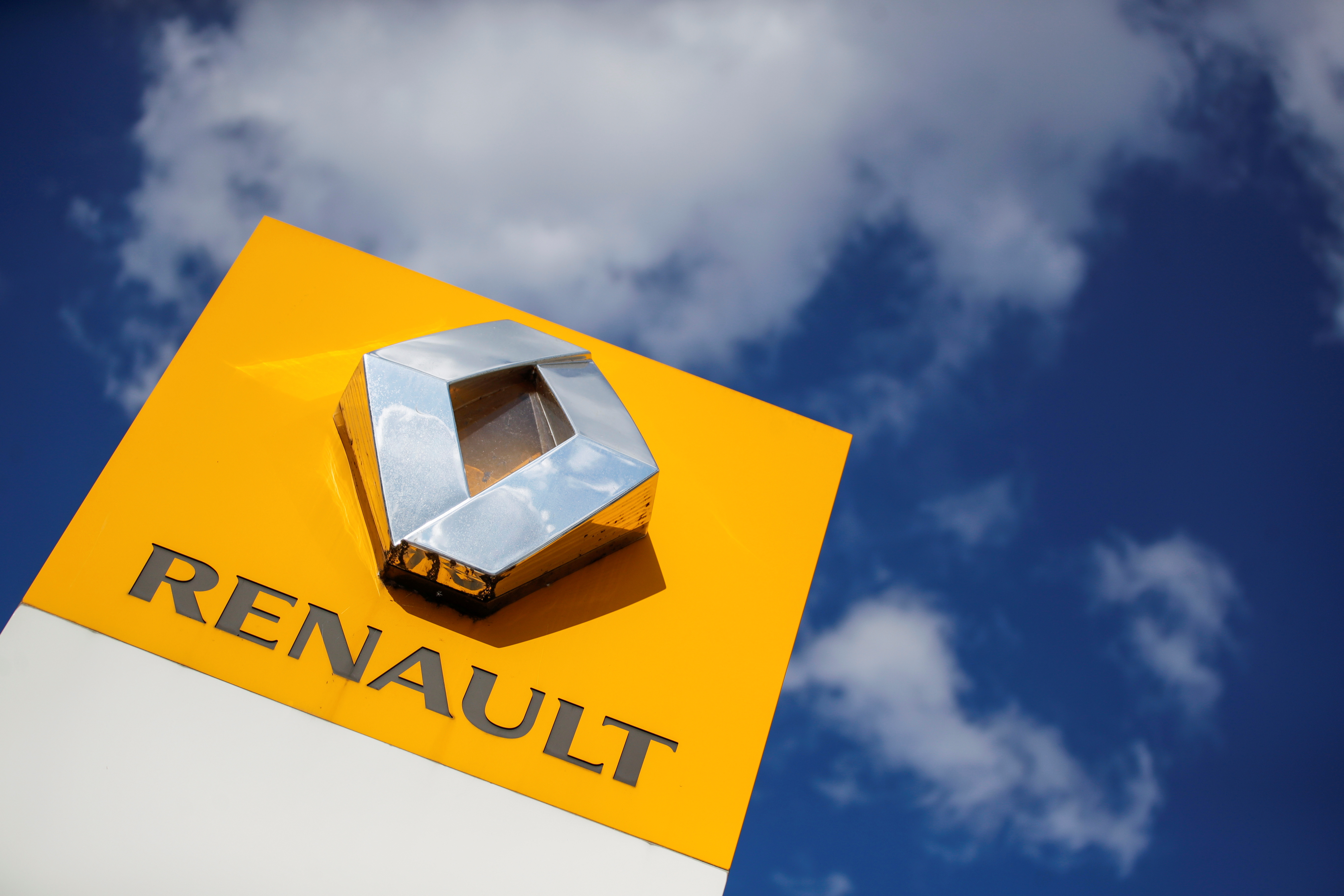 Renault, Stellantis..., les constructeurs automobiles tentent de verrouiller leur approvisionnement de métaux stratégiques