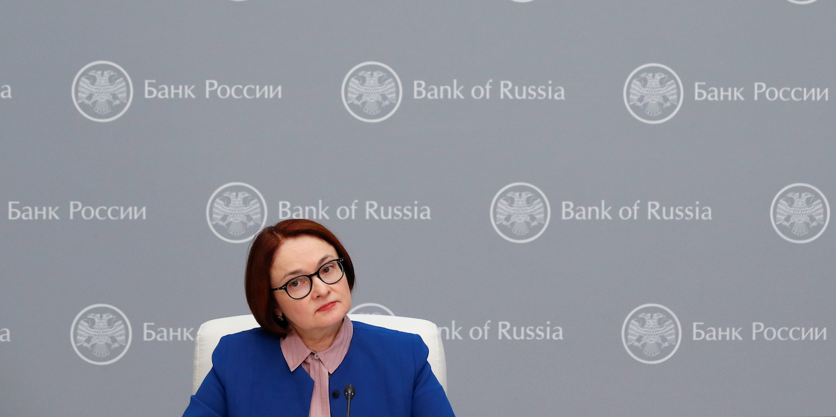 La Banque centrale de Russie baisse ses taux pour soutenir l'économie de guerre