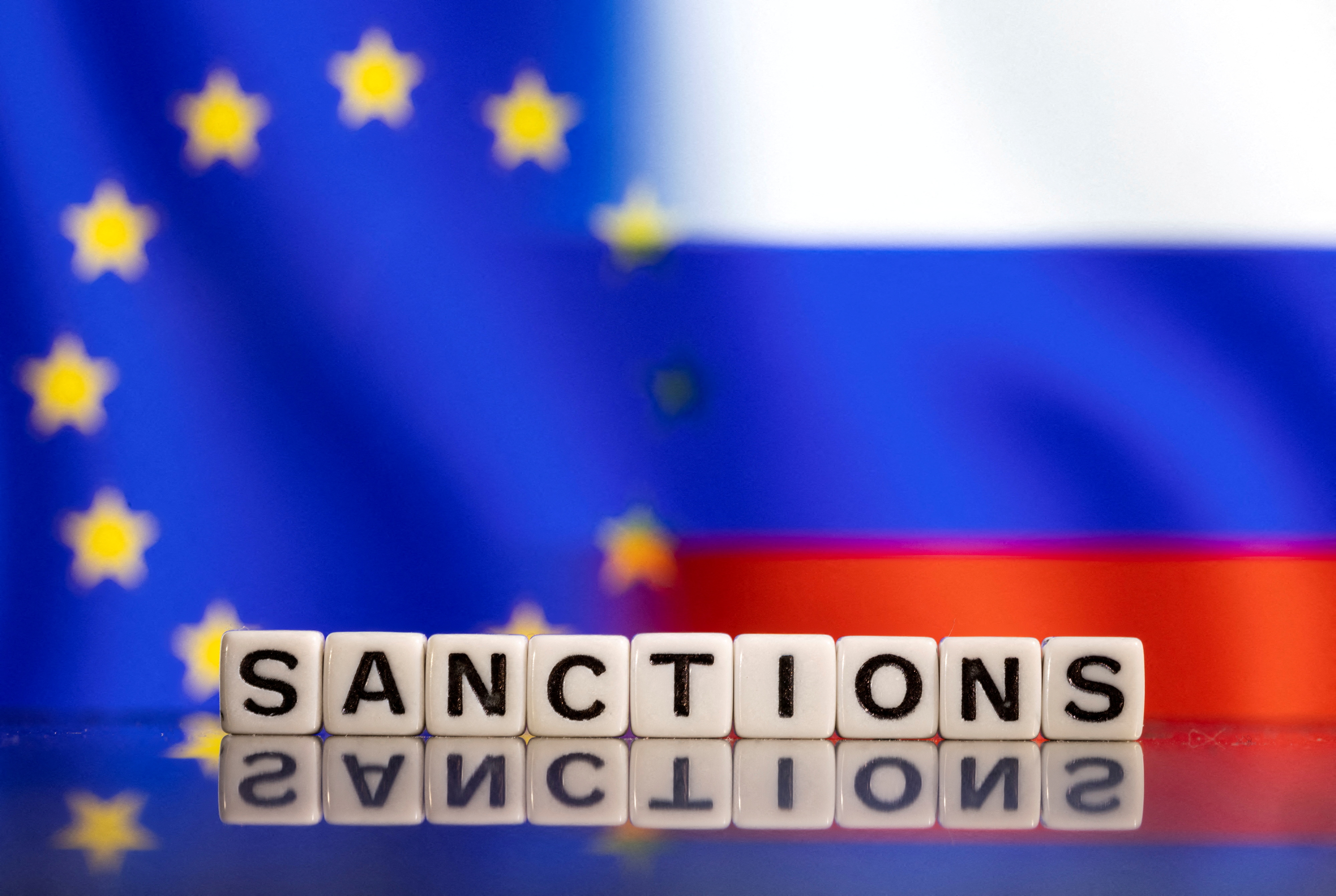 Après 100 jours d'invasion russe en Ukraine, Bruxelles dégaine un 6e paquet de sanctions pour faire plier Moscou
