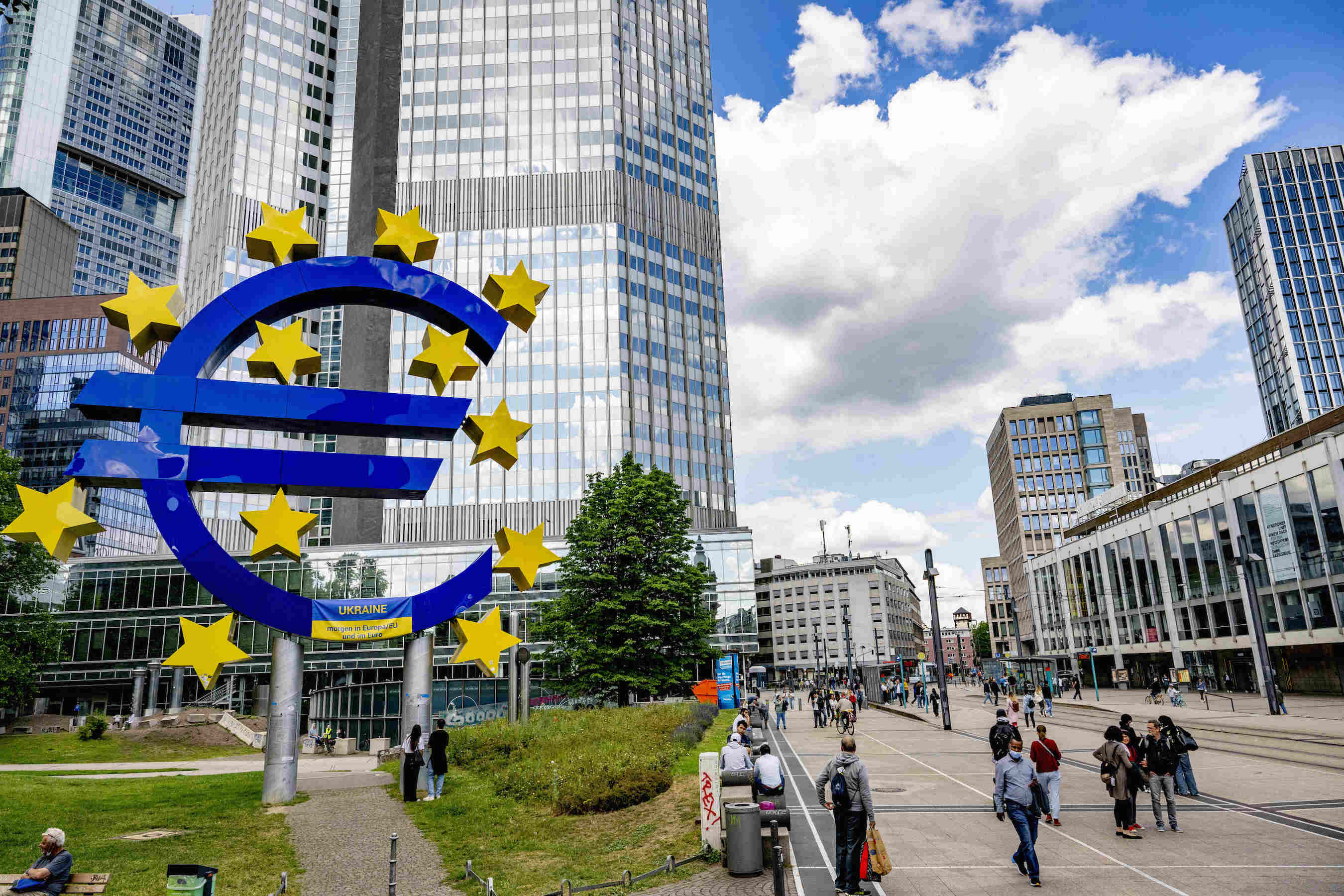 Hausse des taux de la BCE : six questions pour comprendre la nouvelle politique monétaire européenne
