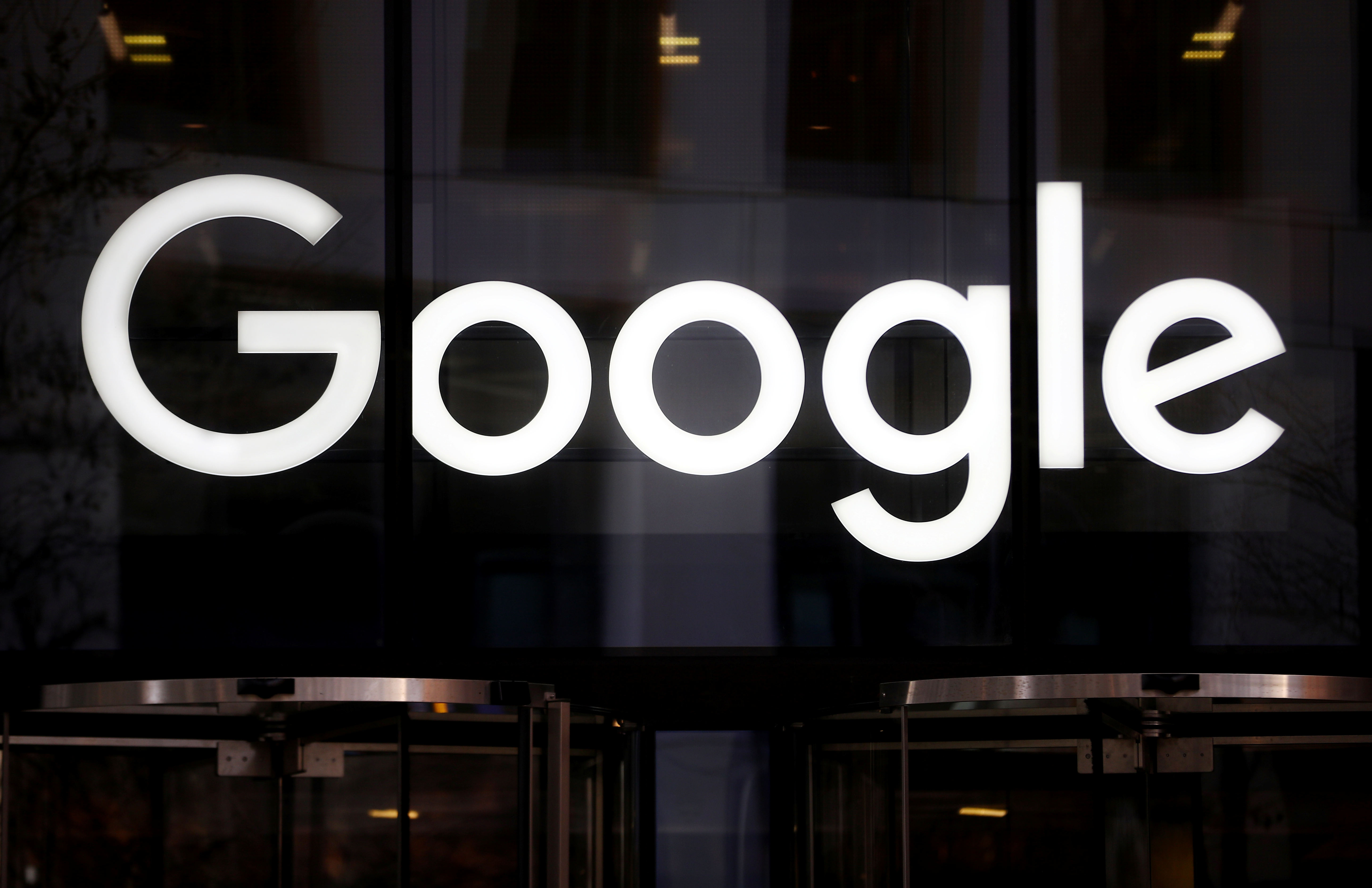 Intelligence artificielle : Google lance sa contre-attaque contre Microsoft dans la bureautique