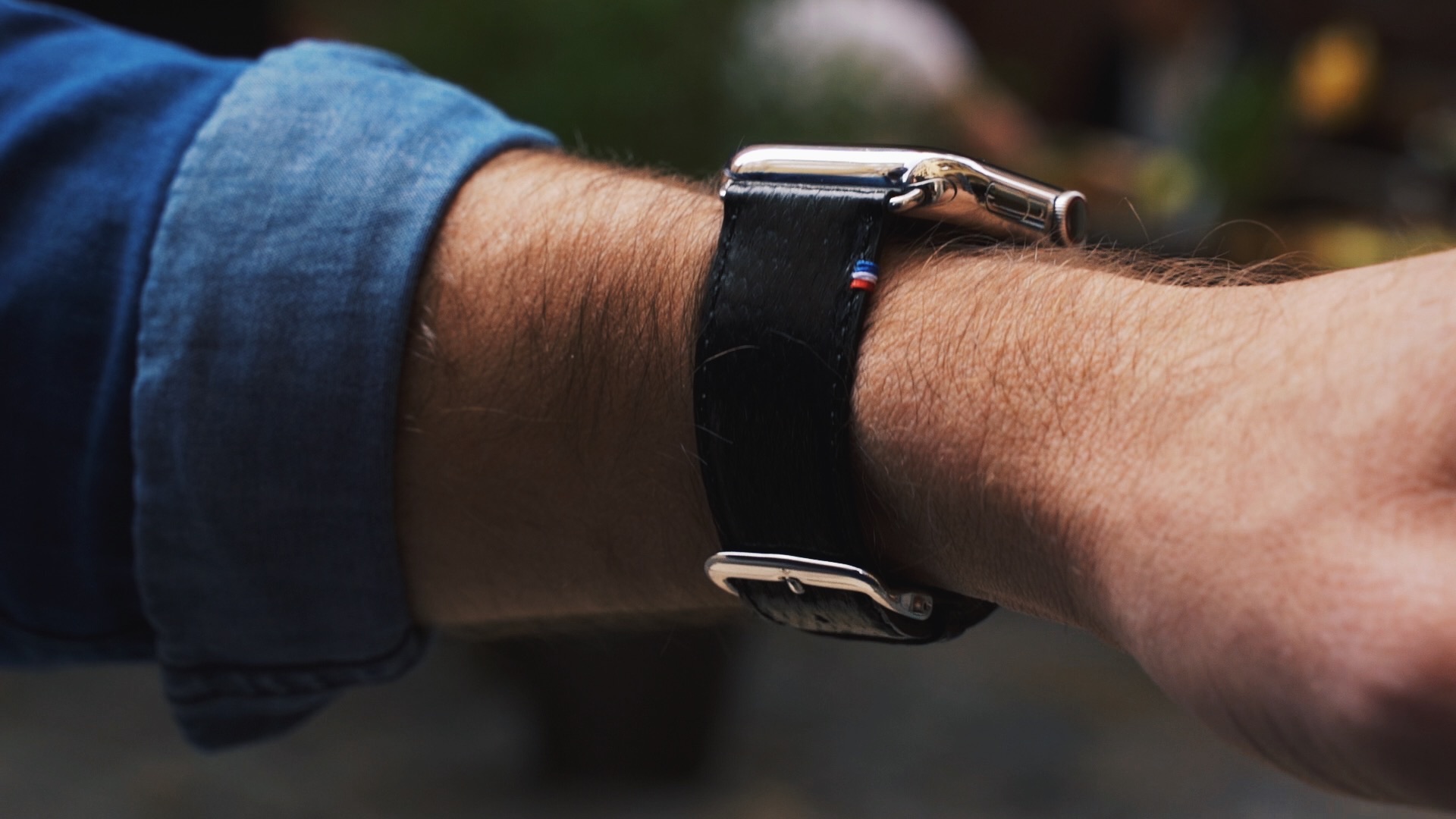 Le lyonnais Ictyos fournit du cuir de poisson pour les bracelets haut-de-gamme d'Apple Watch