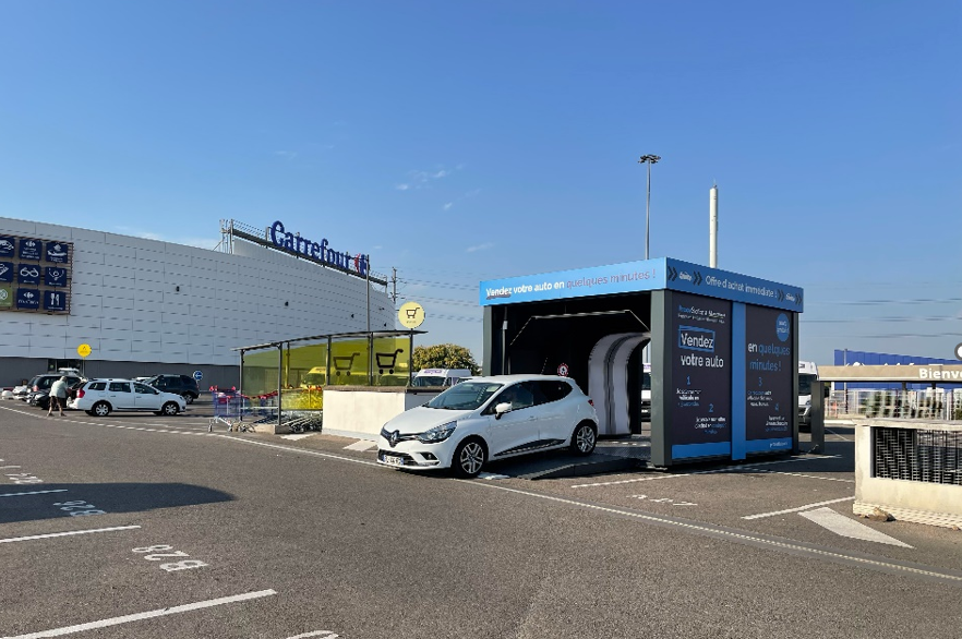 Véhicules d'occasion : Proovstation déploiera une trentaine de portiques connectés chez Carrefour en 2023