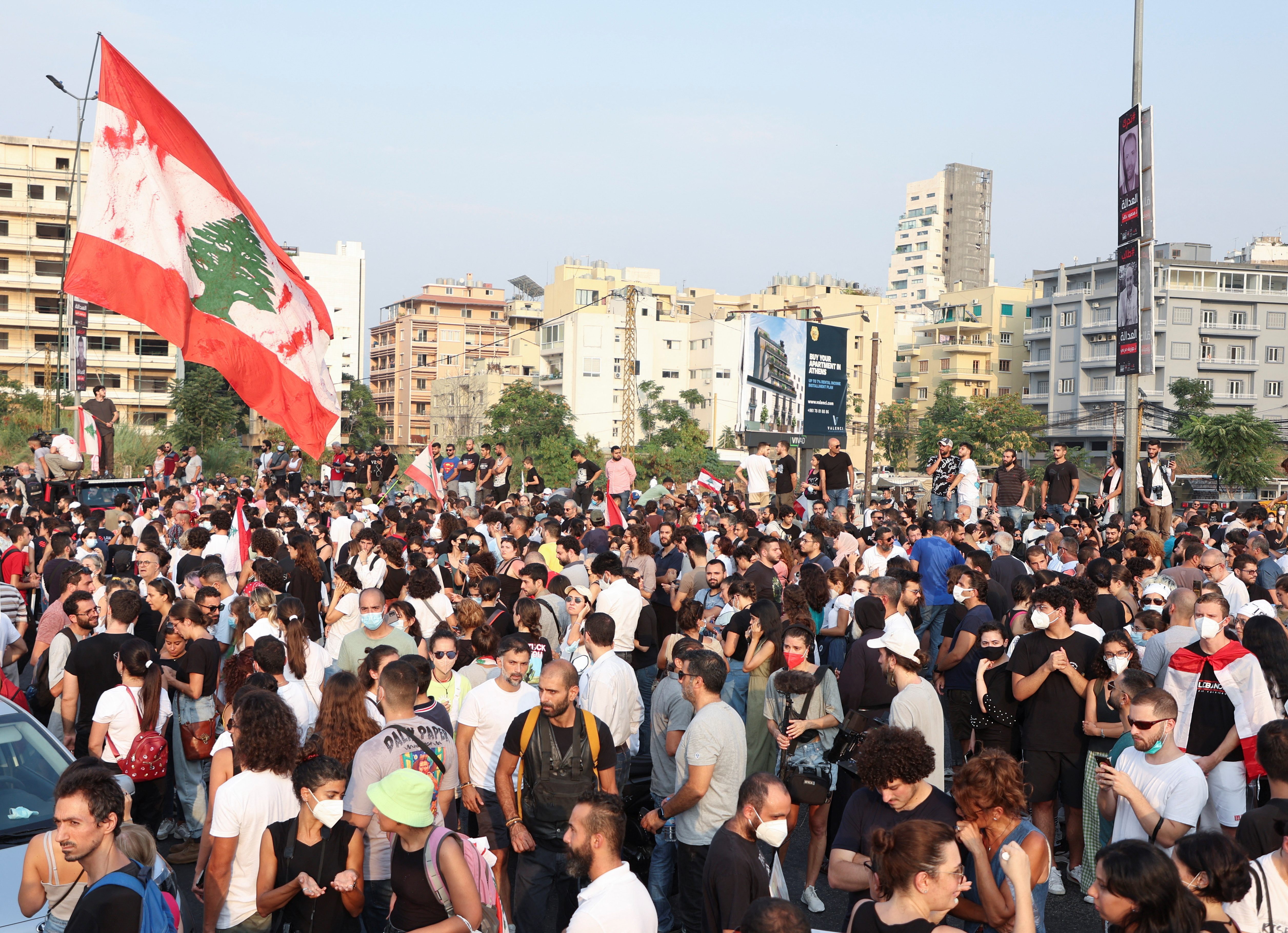 40.000 livres pour un dollar : le Liban reste sourd aux réformes faisant encore chuter sa devise