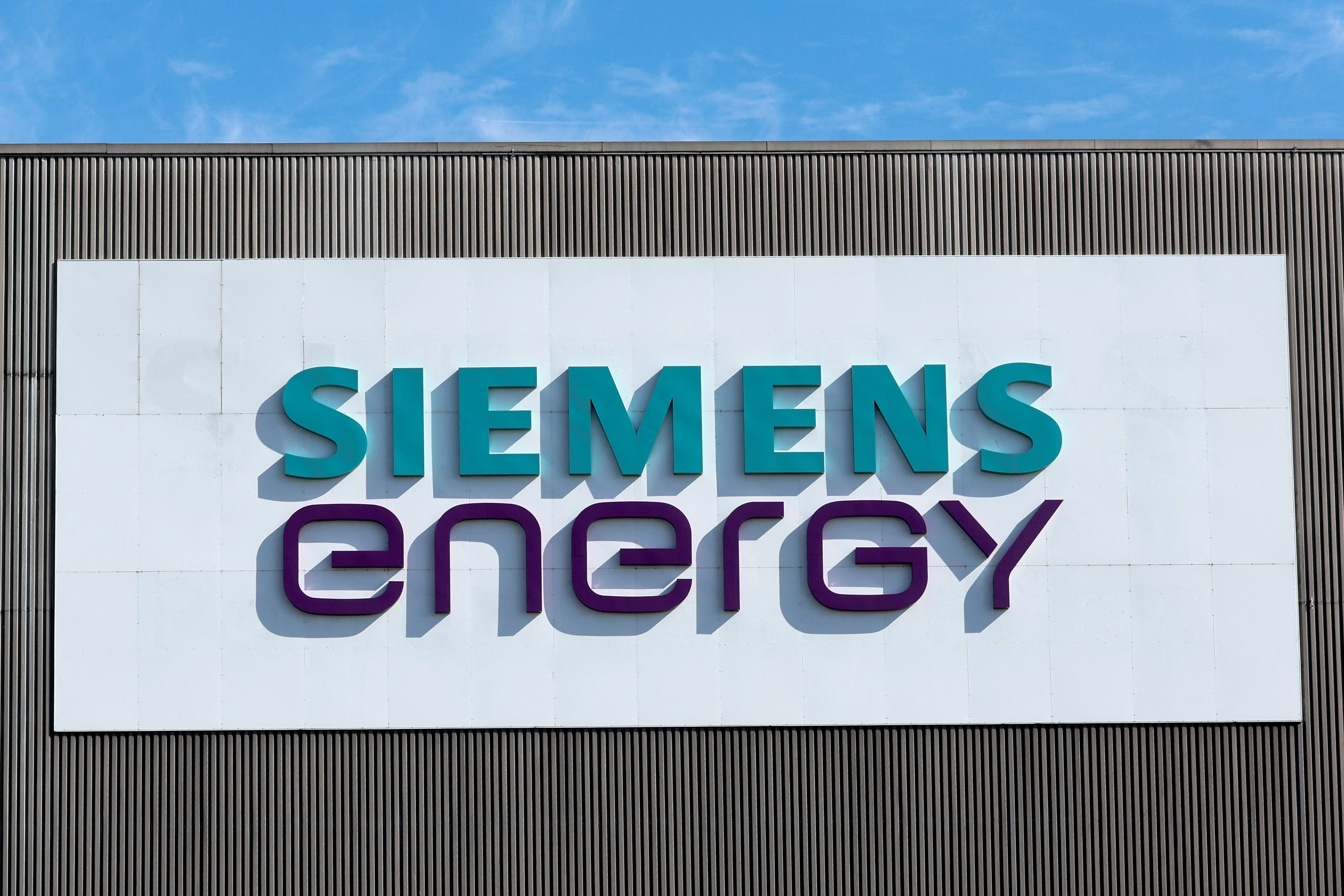 Siemens: résultat négatif au troisième trimestre malgré un carnet de commandes rempli