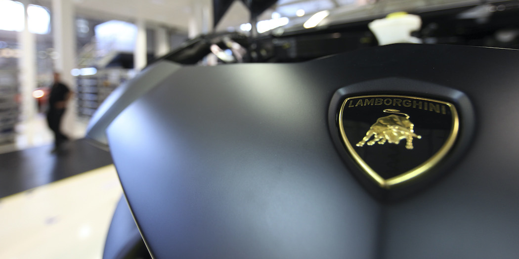 Lamborghini a déjà vendu toutes ses voitures jusqu'en 2024 et accélère sur l'électrique