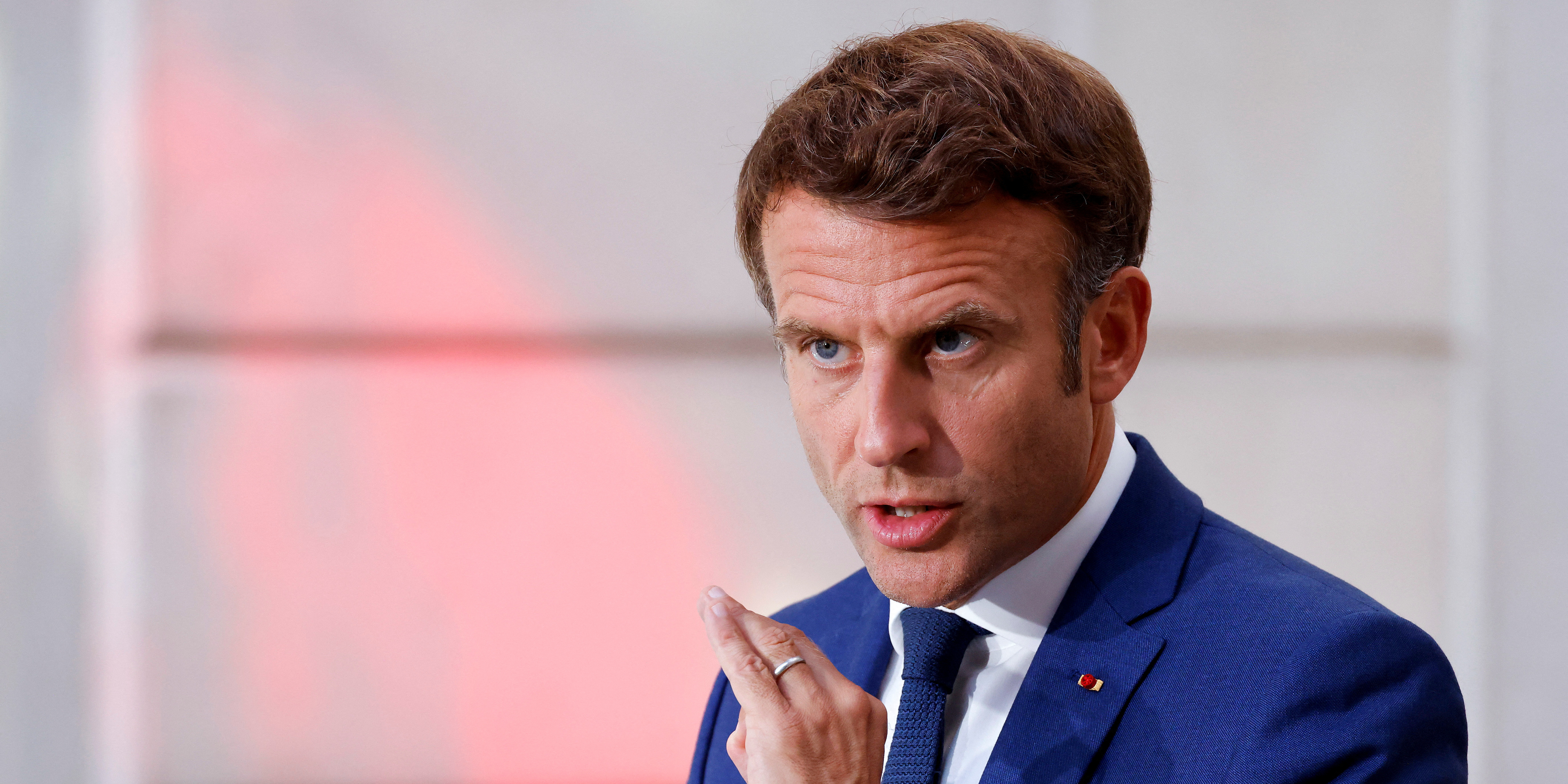 CNR : Macron annonce une consultation en ligne pour les Français, et pourquoi pas des référendums