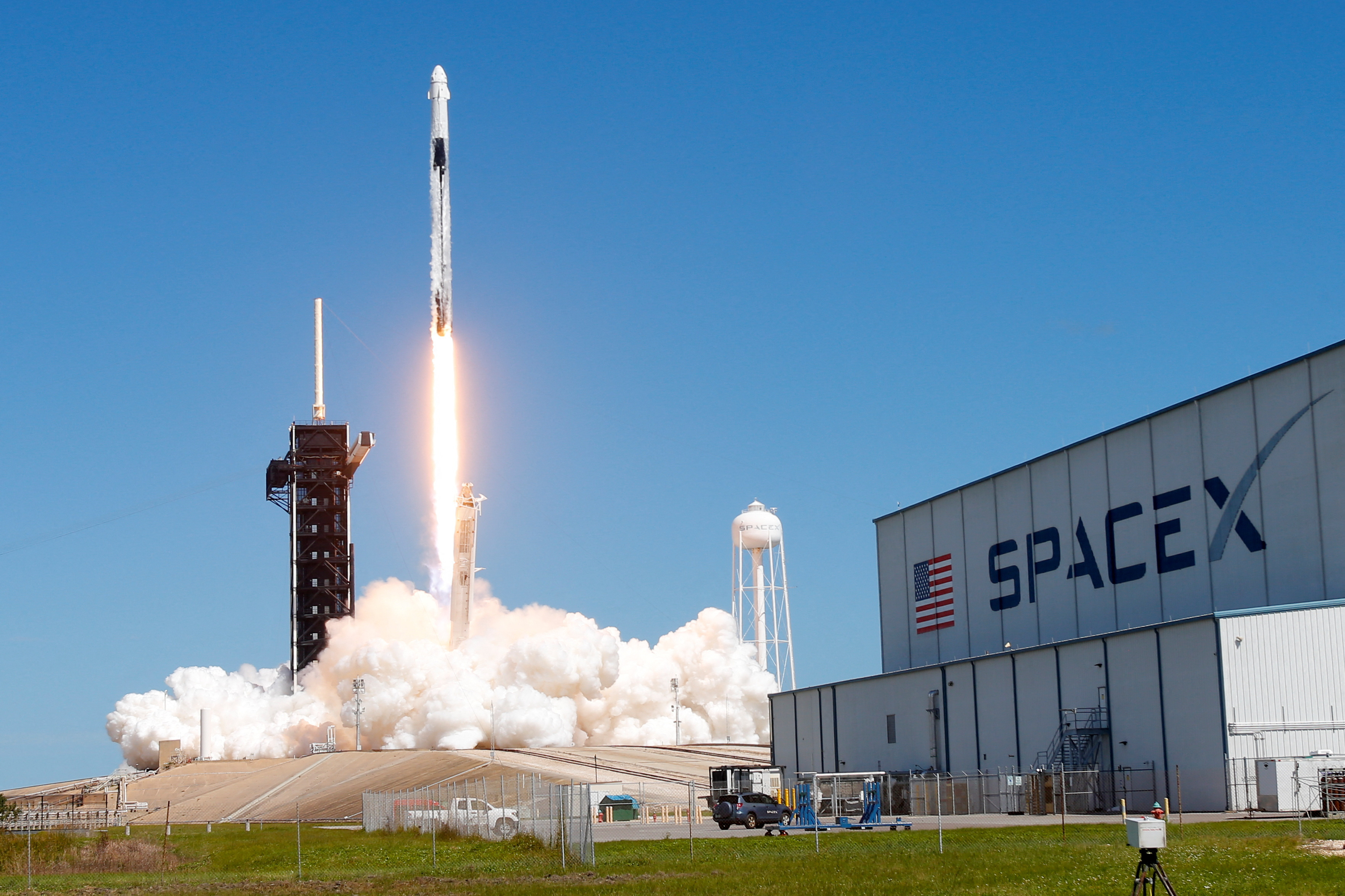 Satellites européens lancés par SpaceX : la terrible défaite de l'Europe spatiale