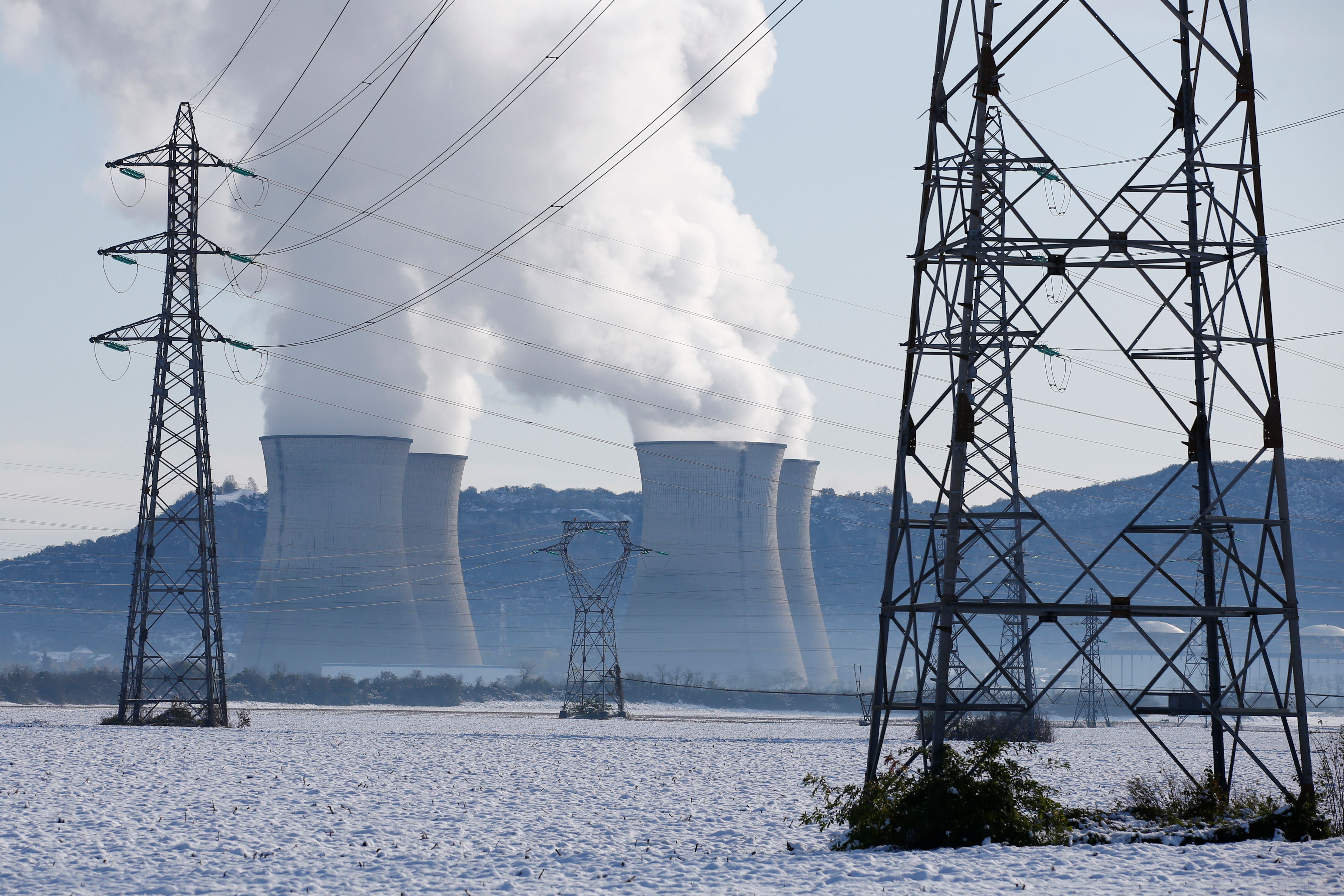 Nucléaire : EDF met un réacteur sur pause en raison de la faible consommation d'électricité