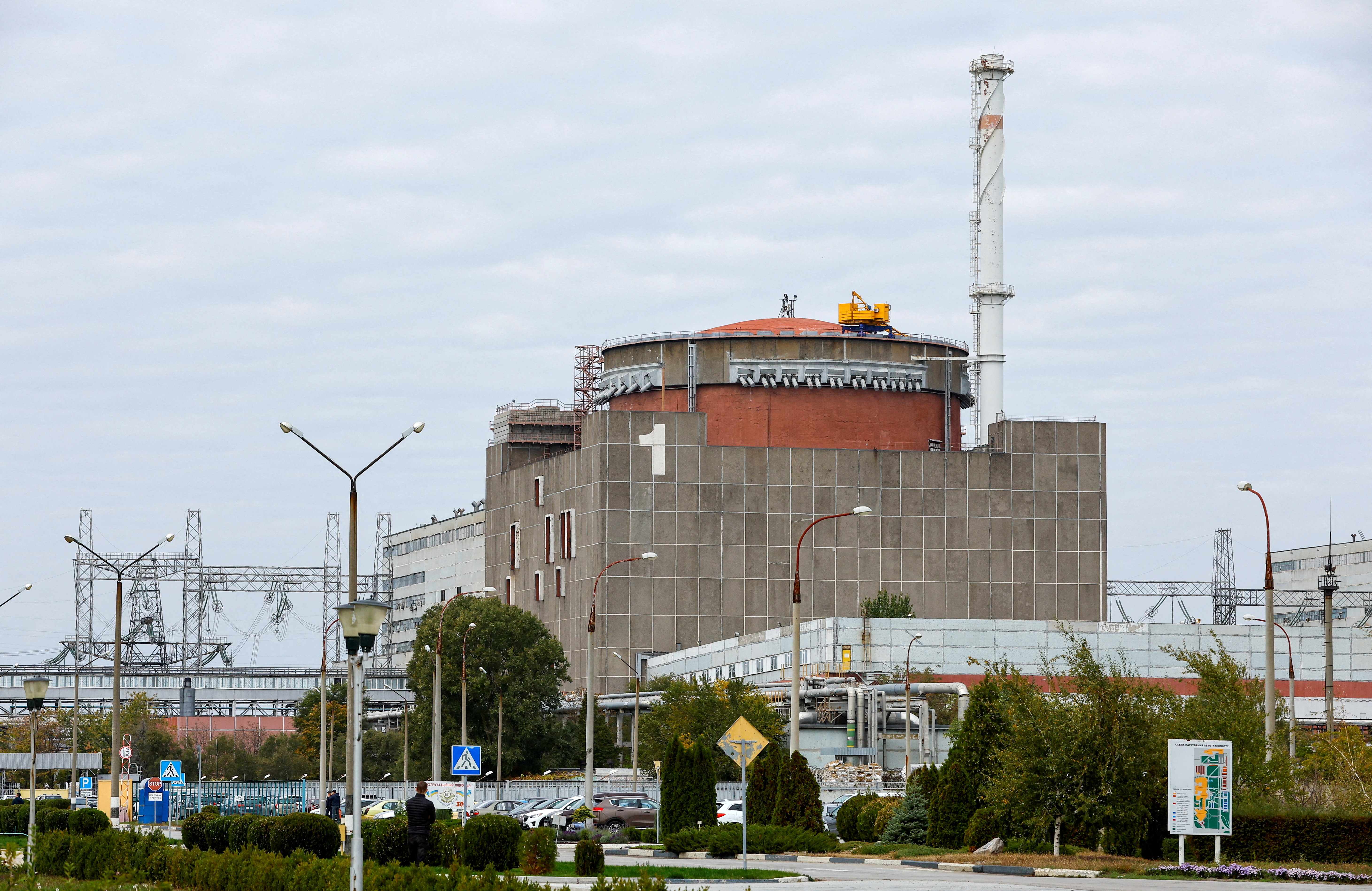 Ukraine : évacuation chaotique près de la centrale de Zaporijjia face au risque d'un « grave accident nucléaire »