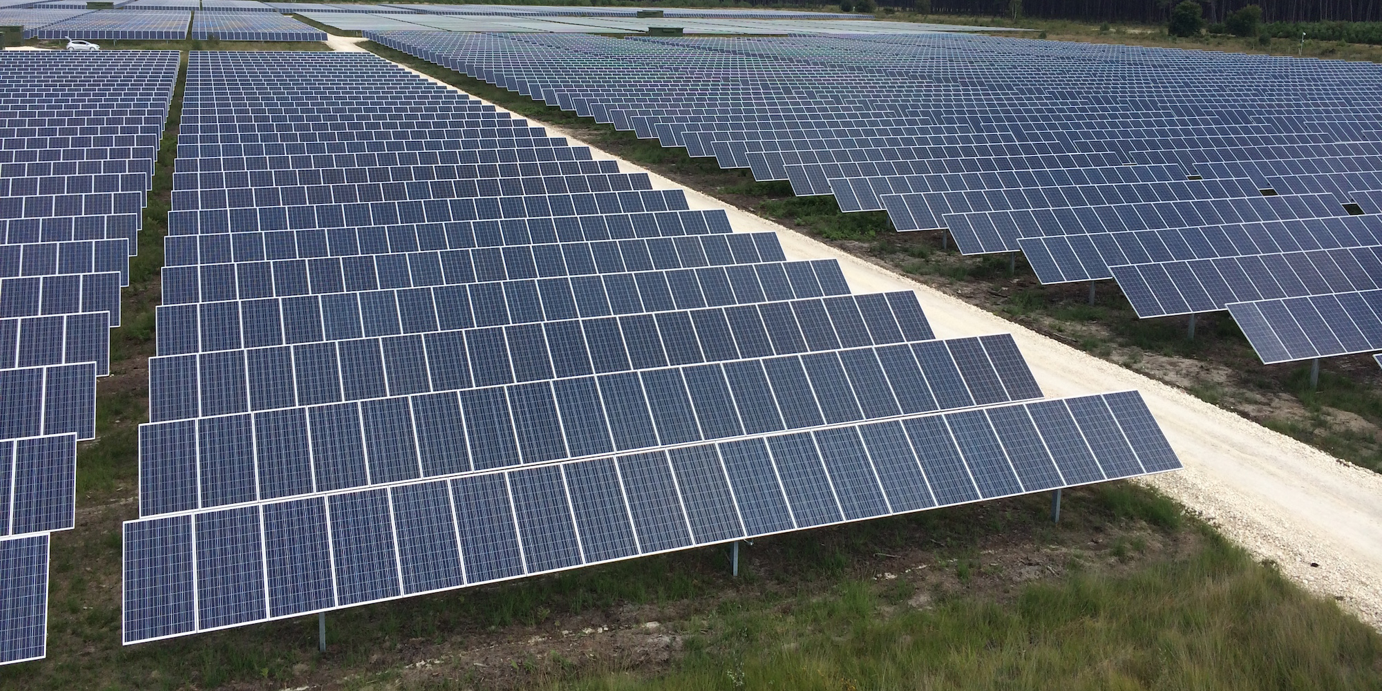 Photovoltaïque : l'énorme contrat signé par Reden Solar avec la SNCF