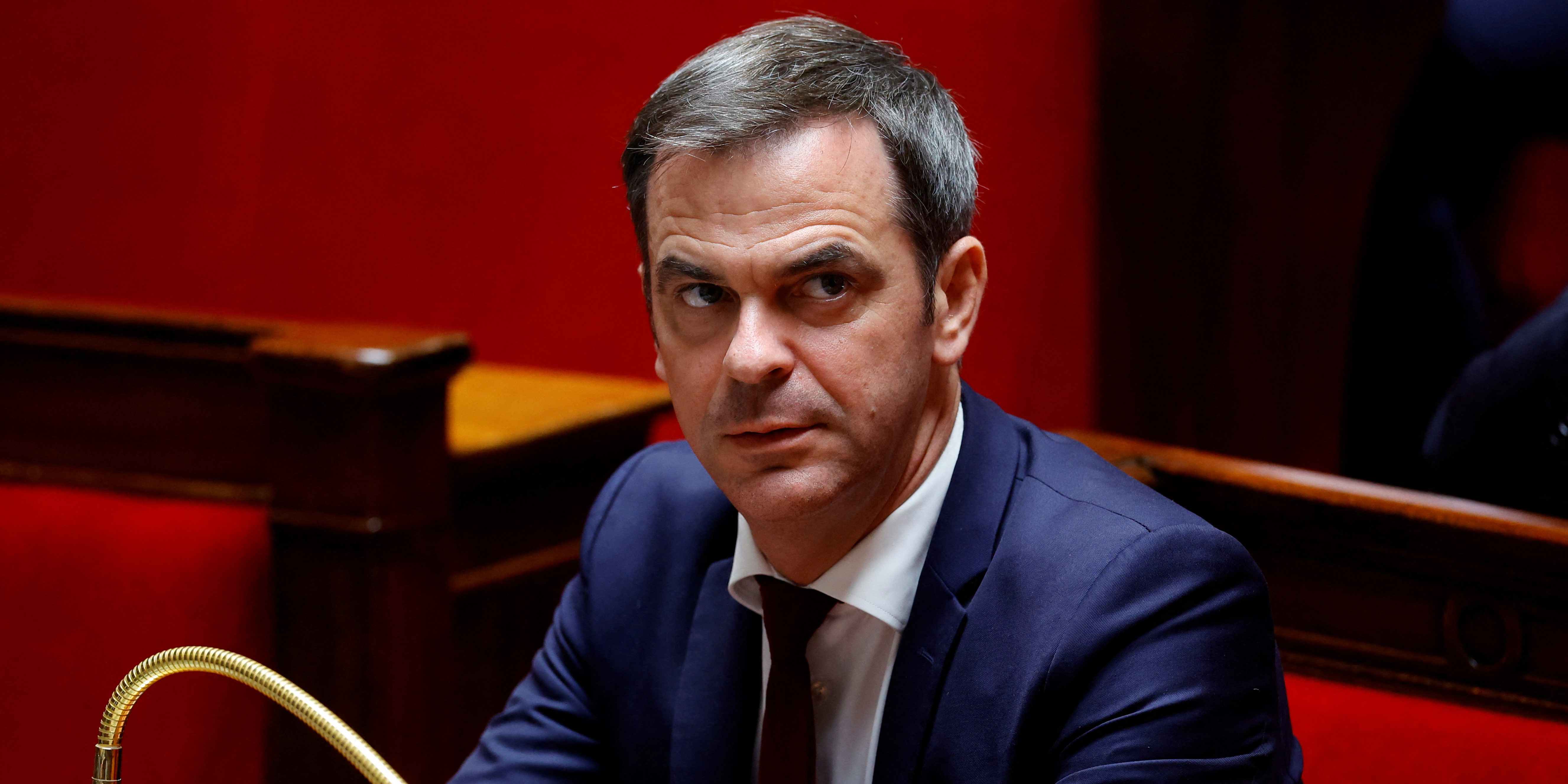 Dividende salarié: Olivier Véran promet une loi « contraignante » au cours du quinquennat