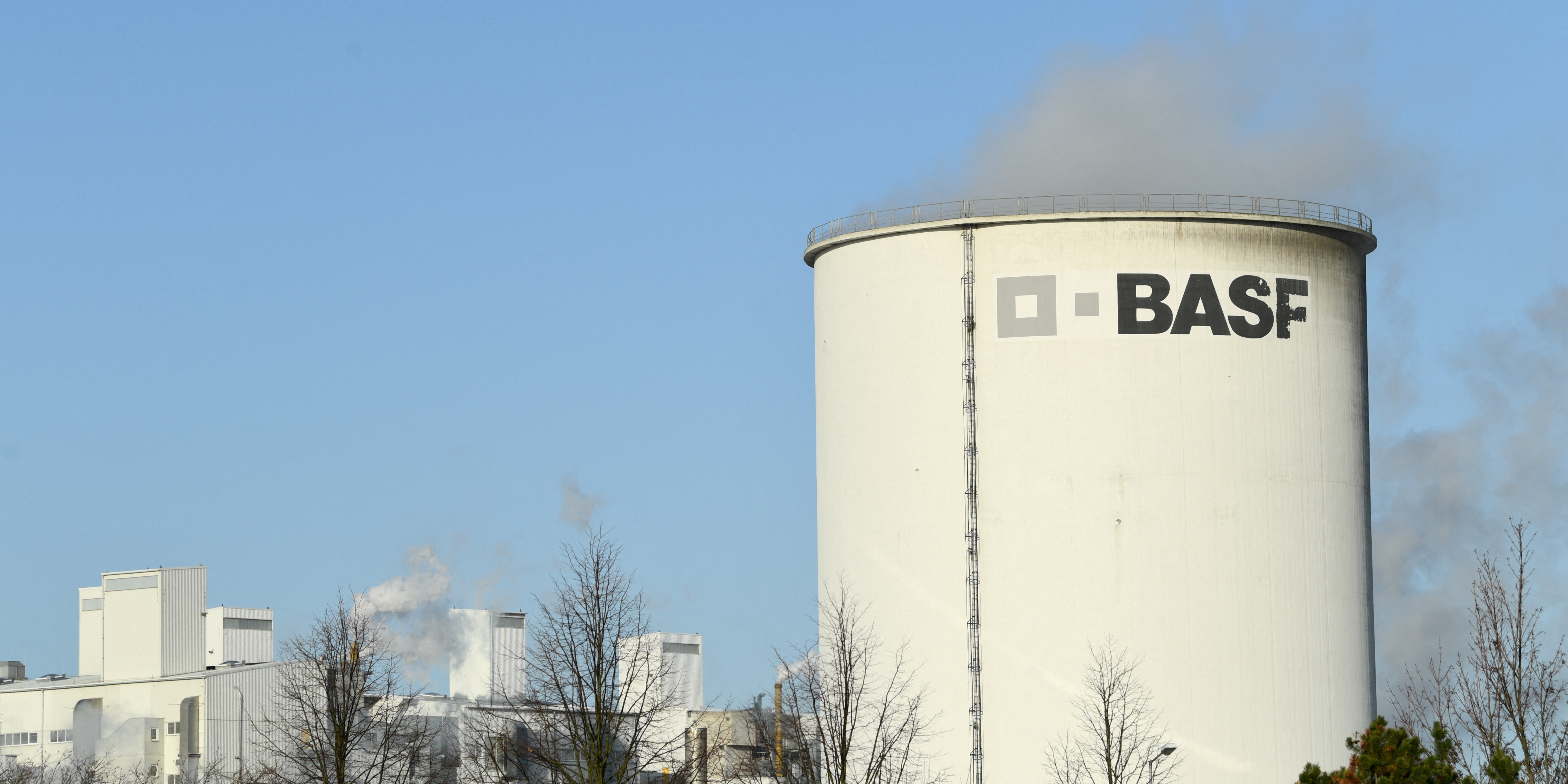 Les prix de l'énergie poussent le géant allemand de la chimie BASF à délocaliser