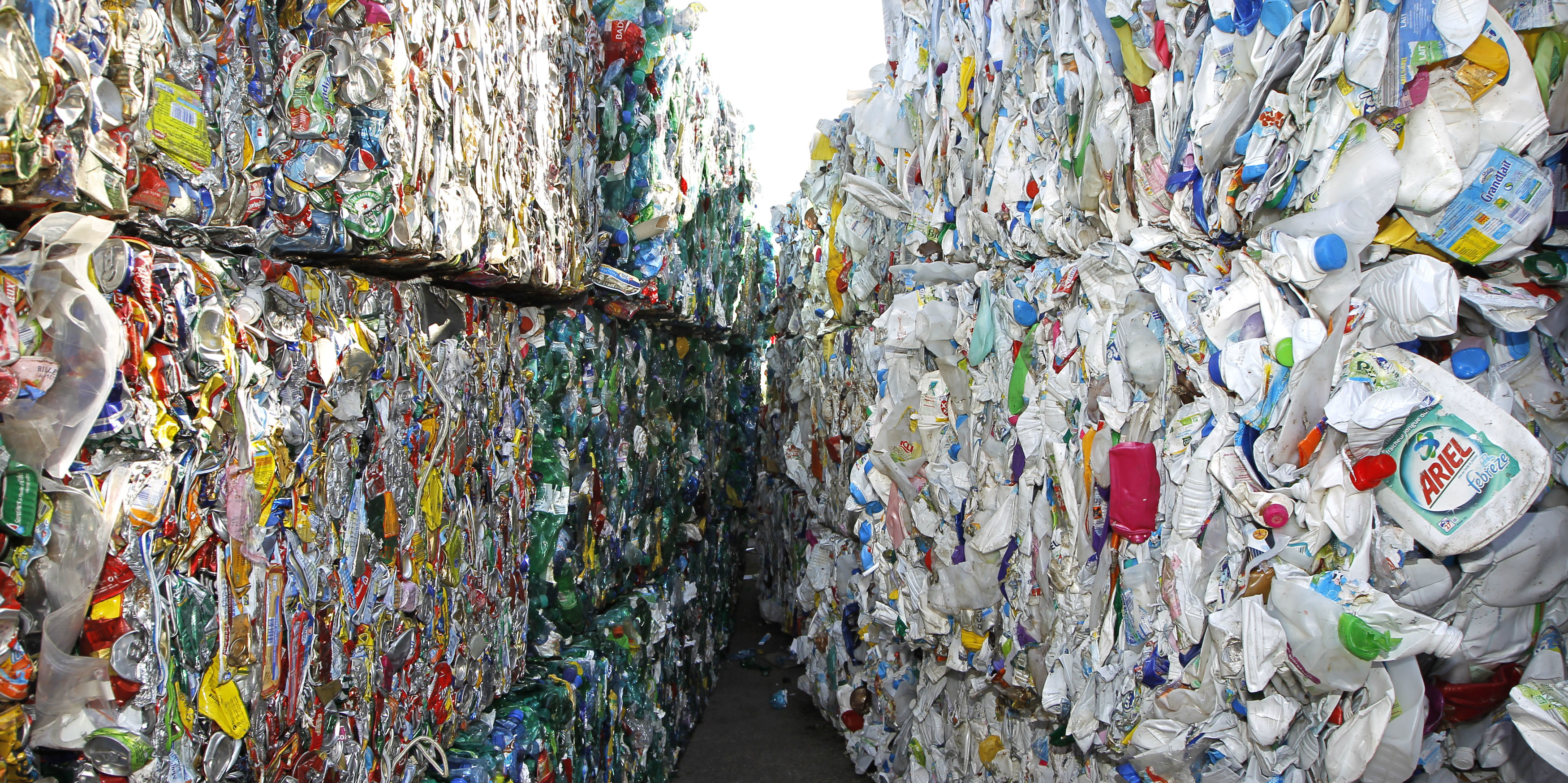 Fini le stress devant la poubelle jaune, les centres de « sur-tri » des  déchets plastiques arrivent