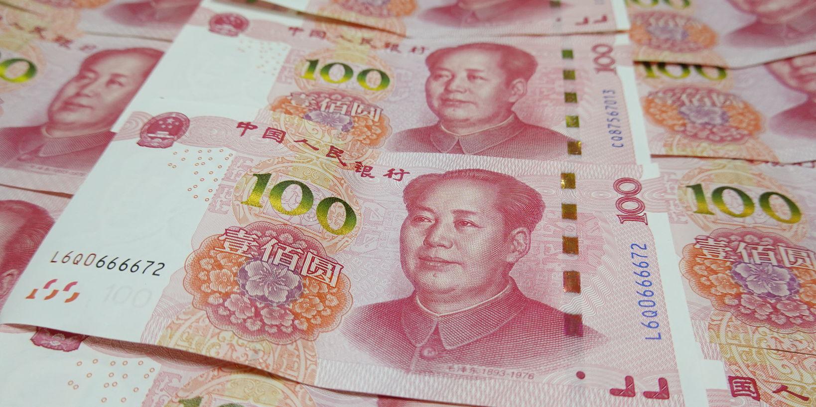 Chine : face au roi dollar, le yuan poursuit sa longue marche vers l'internationalisation