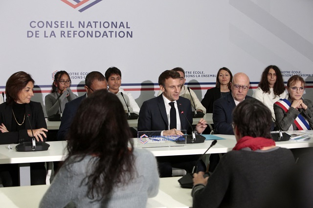 Conseil national de la refondation : Macron peine à convaincre