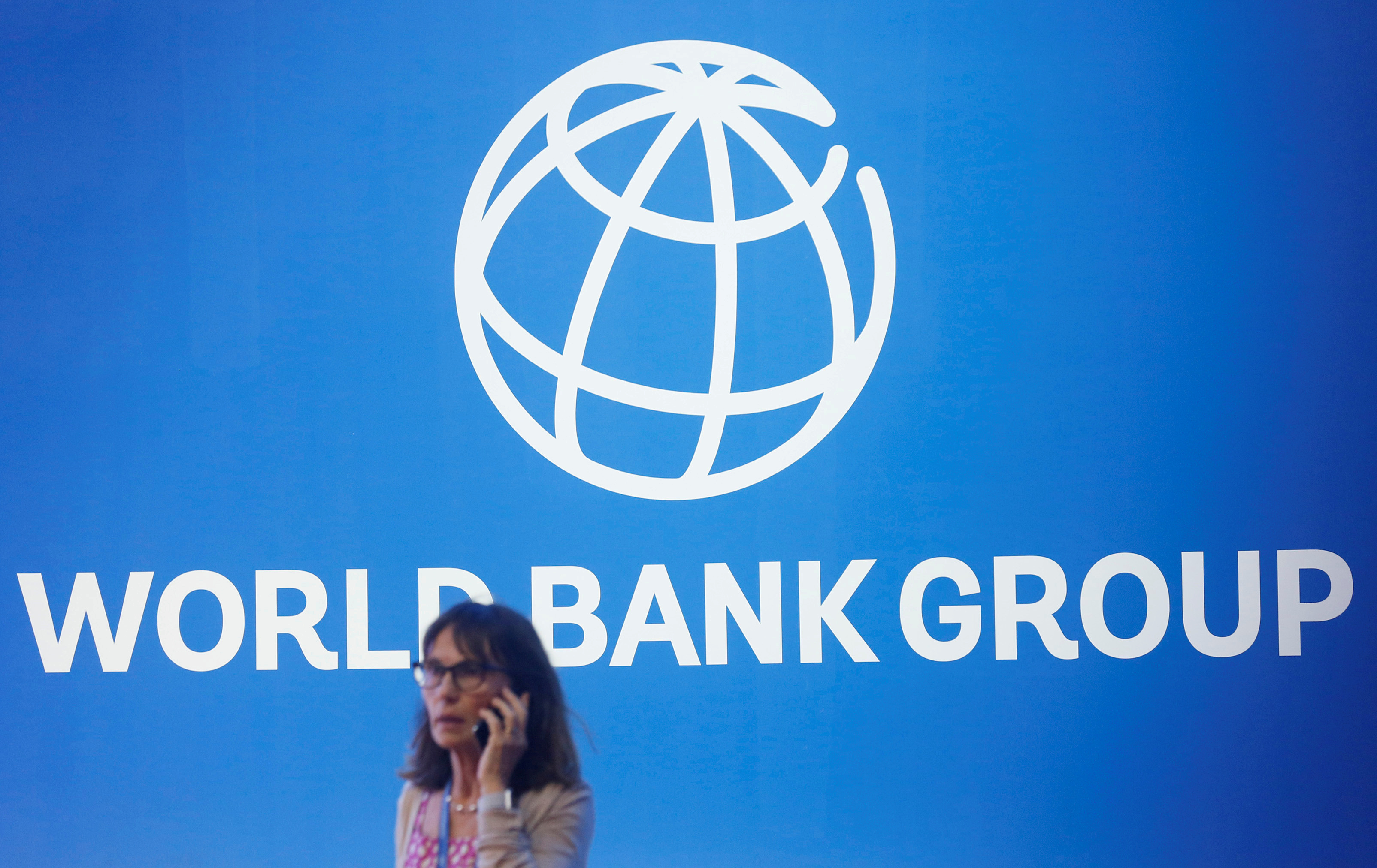 Le spectre d'« une récession mondiale » grandit en 2023, selon la Banque mondiale