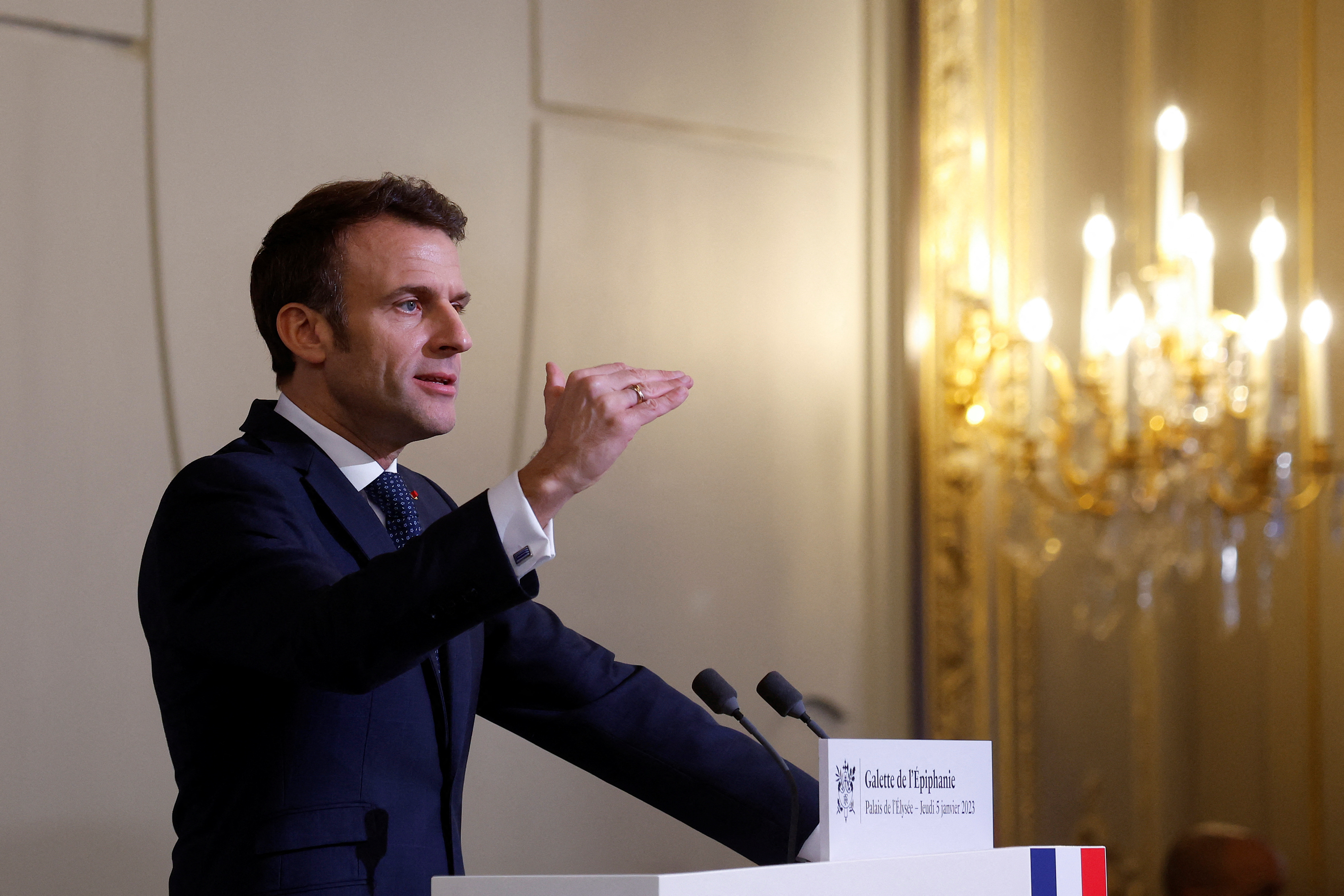 Macron met la pression sur les fournisseurs d'énergie pour « renégocier les contrats excessifs » de toutes les TPE